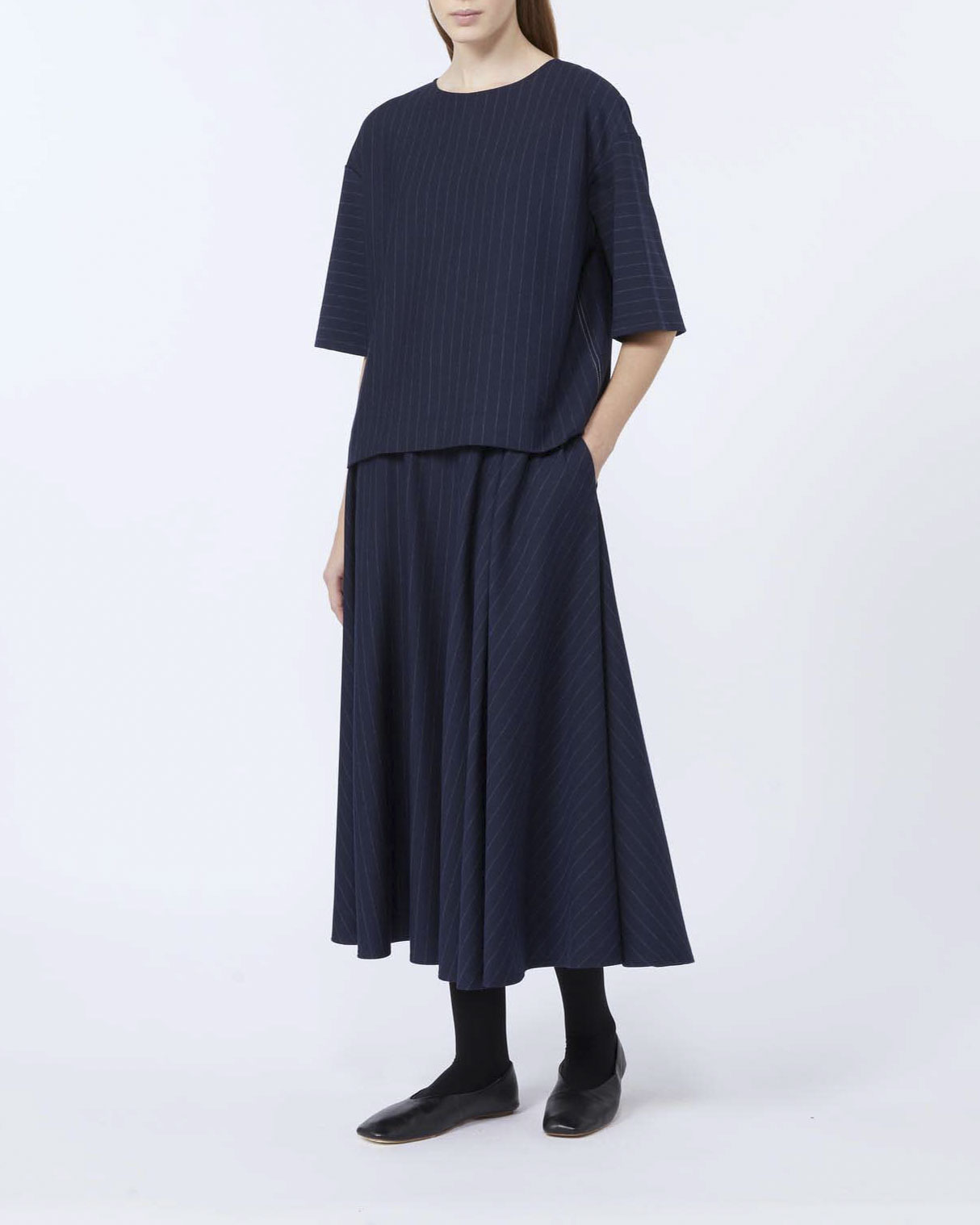 Casacca blu MM Max Mara a maniche corte in misto viscosa gessata con cerniera lungo la schiena