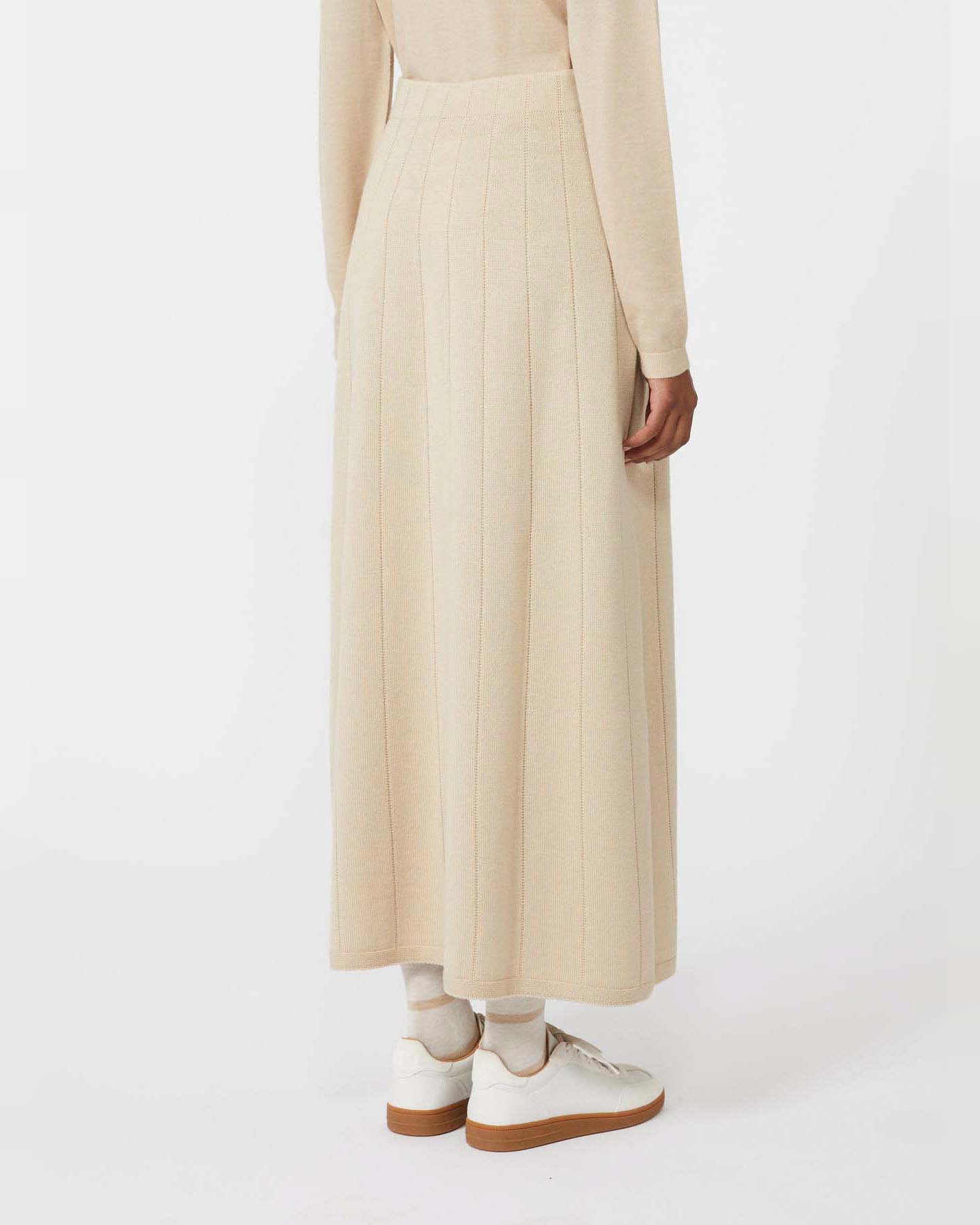 Gonna lunga beige MM Max Mara in maglia di pura lana con motivo a calature image