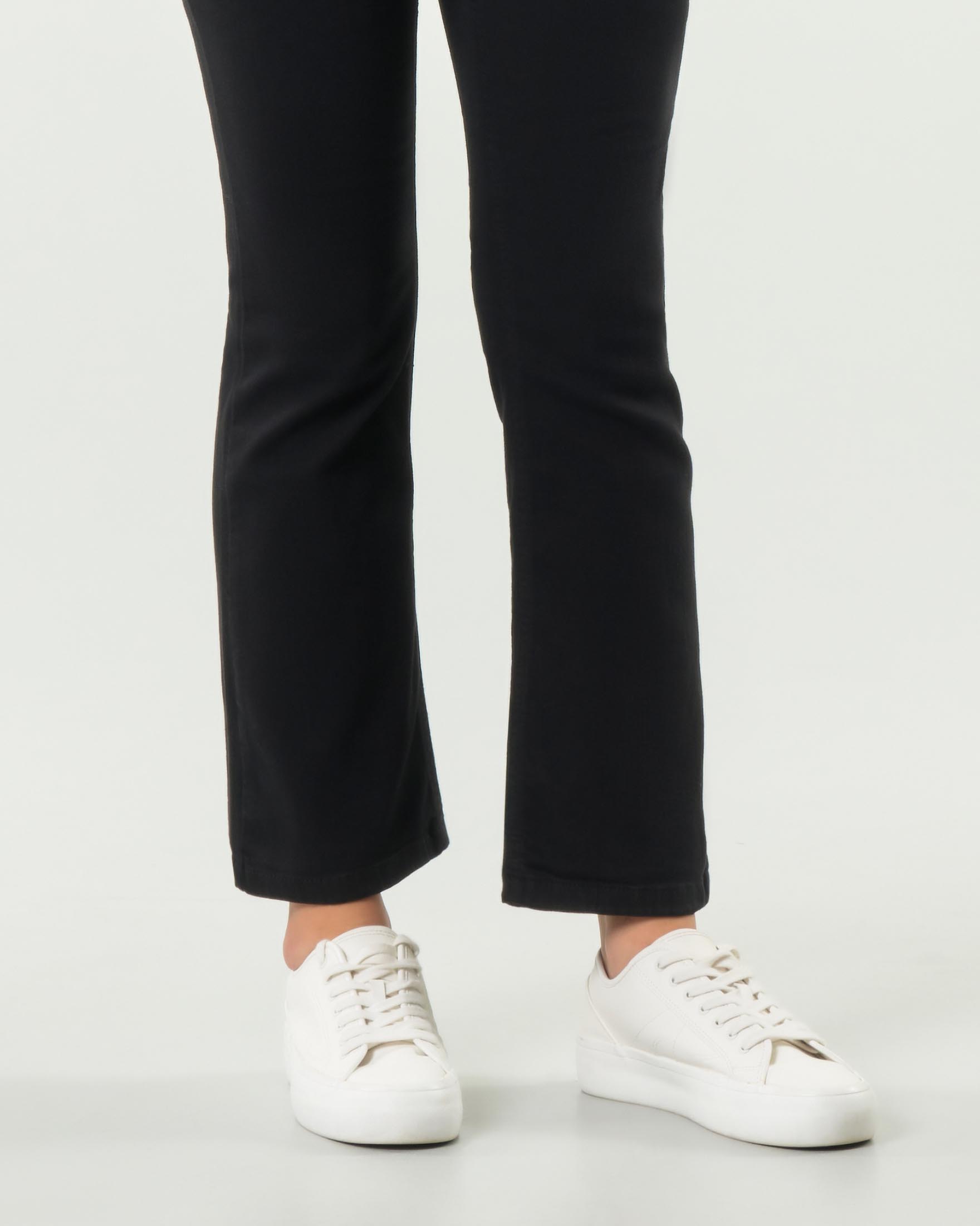 Pantaloni neri a trombetta Emme Marella in bull di viscosa e cotone image