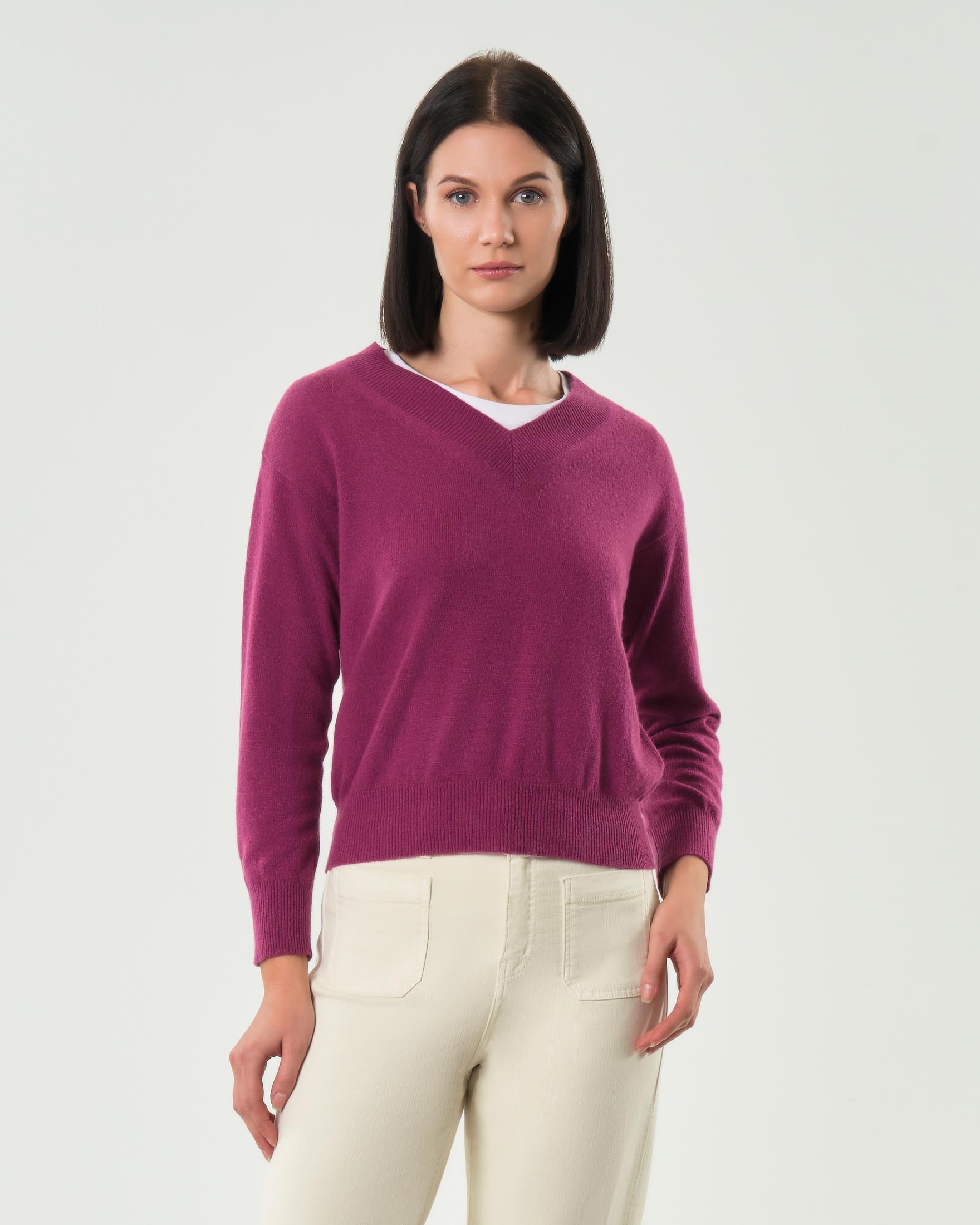 Maglia color ciclamino cropped Emme Marella in misto lana e cashmere con scollo a V