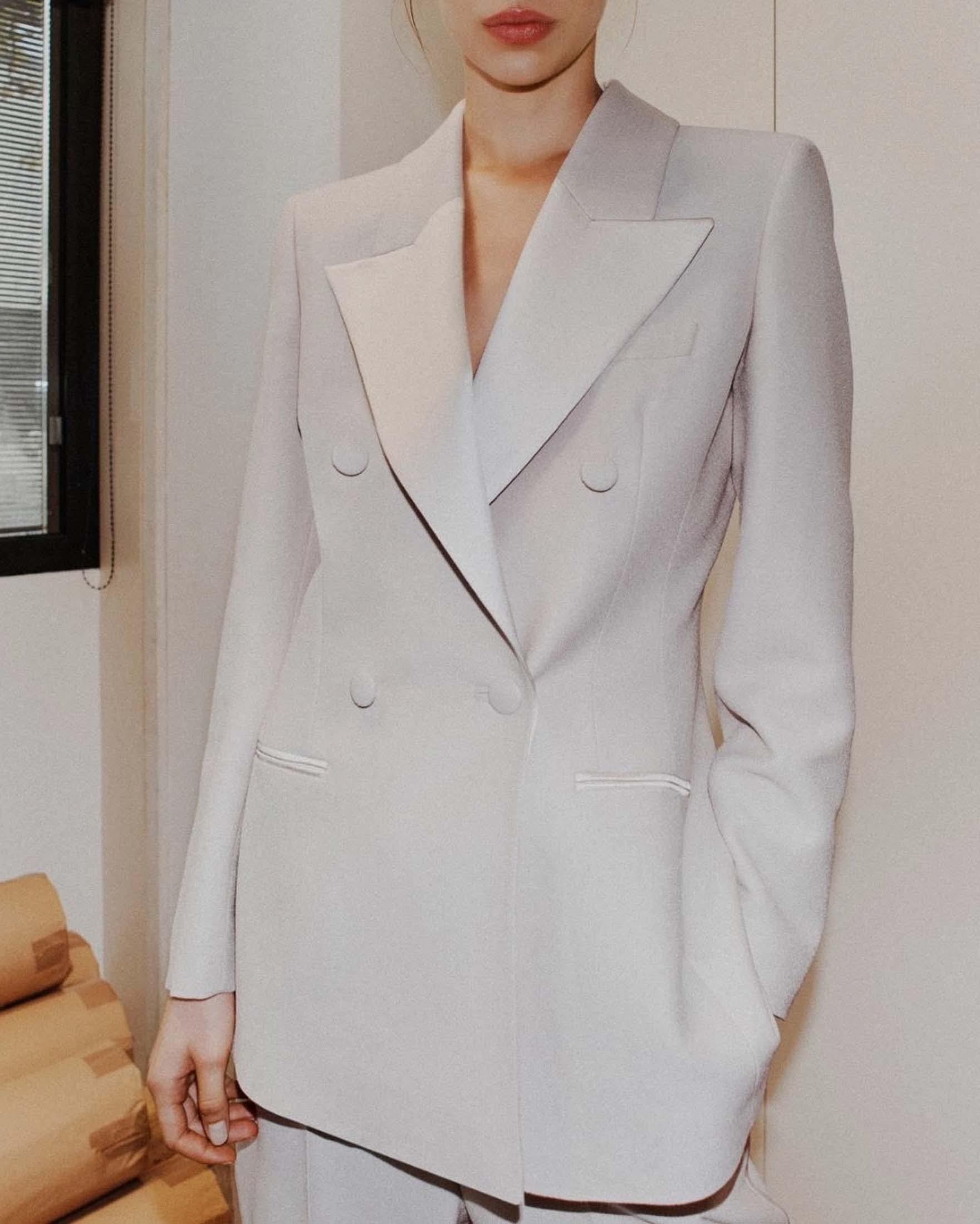 Blazer doppiopetto color avorio Stella x Marella in sablé di lana e viscosa con dettagli in raso image