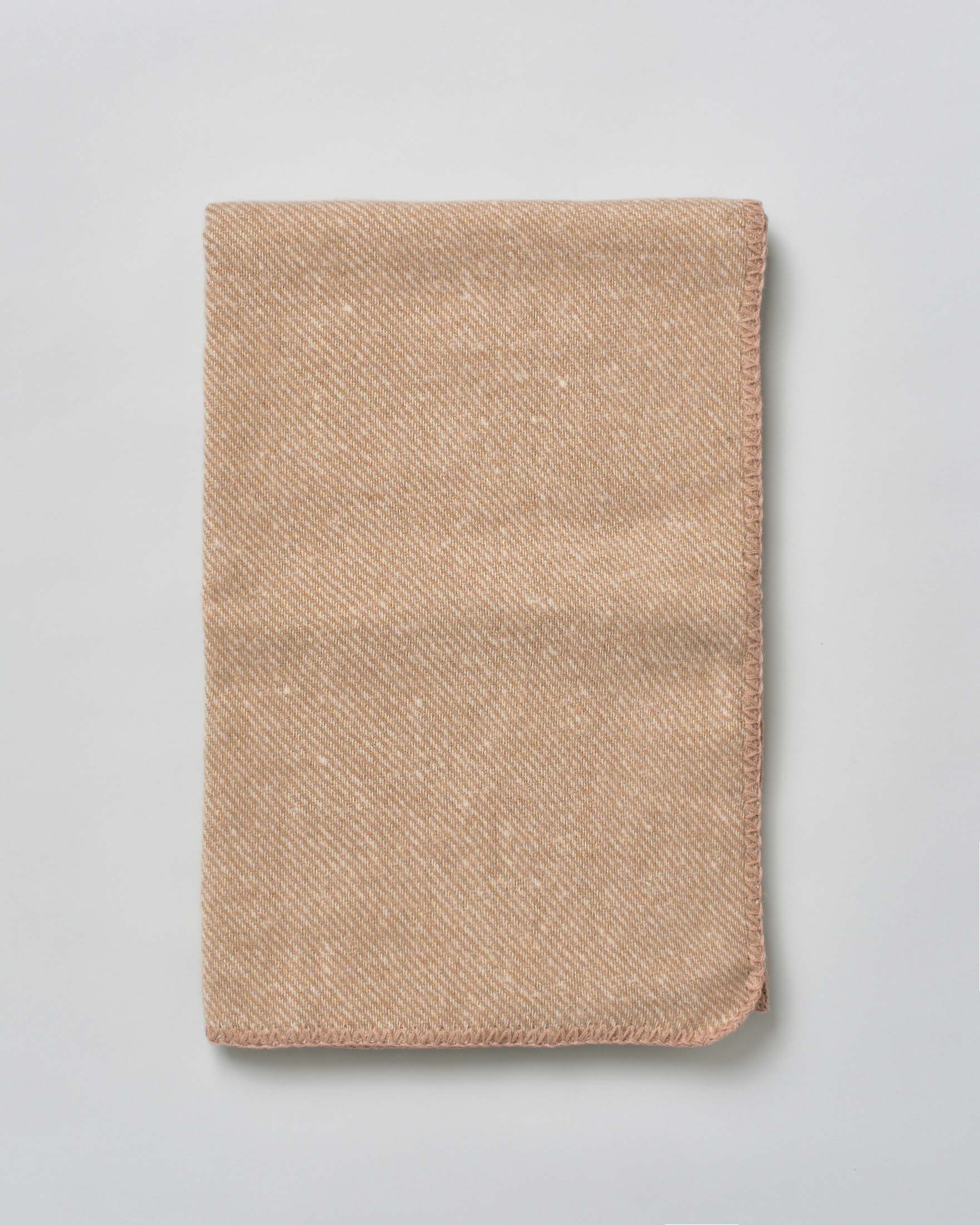 Sciarpa color cammello Hlo! in misto viscosa a fantasia diagonale beige