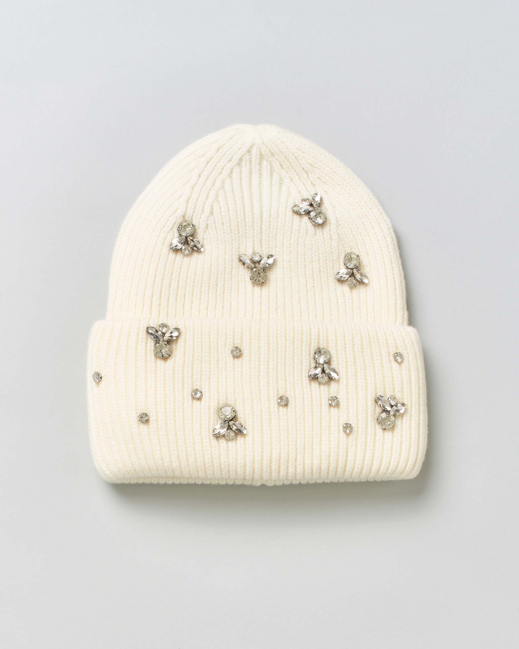 Berretto color panna Hlo! in misto lana con risvolto a coste e strass gioiello applicati sul davanti