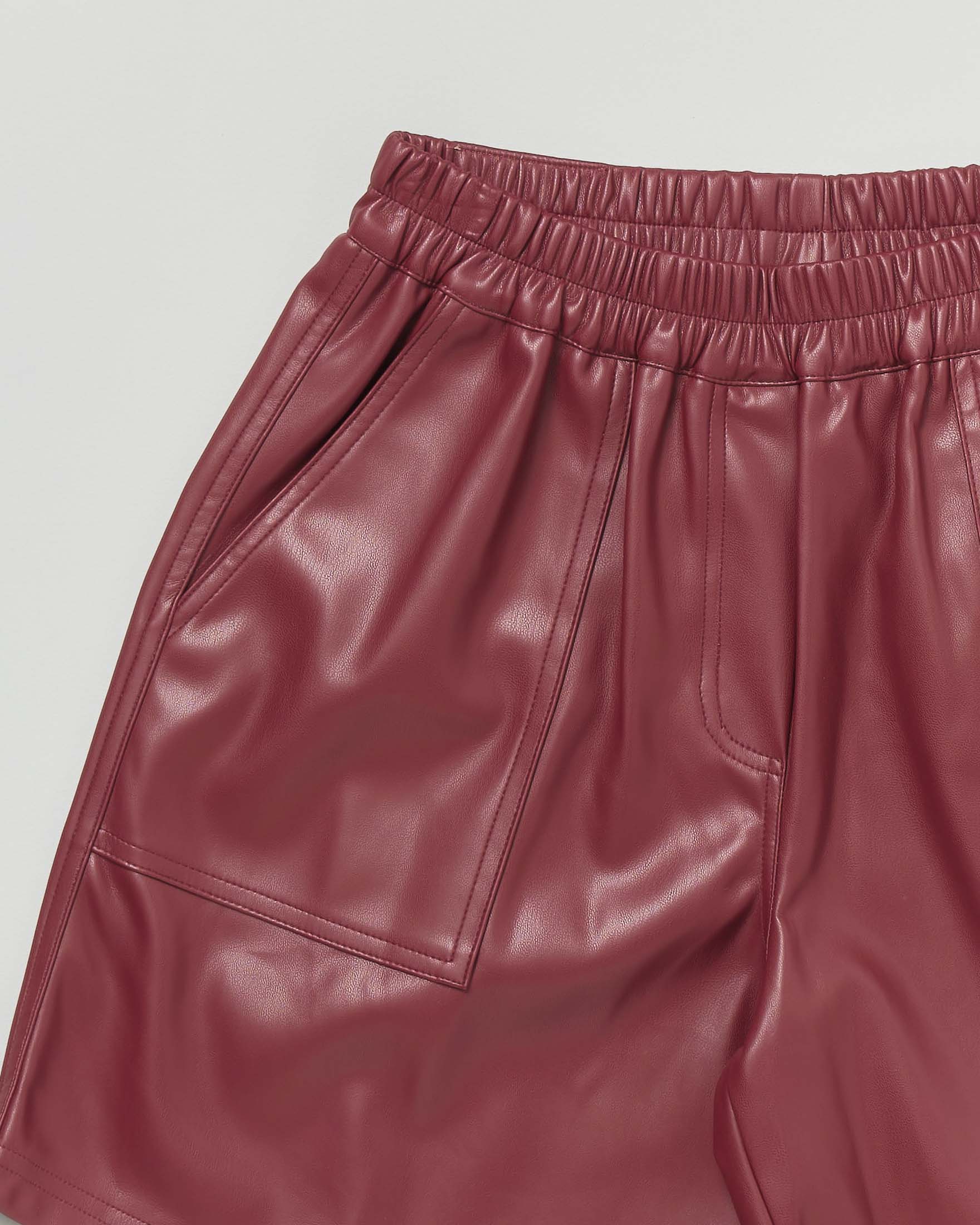 Short Manila Grace bordeaux in ecopelle image