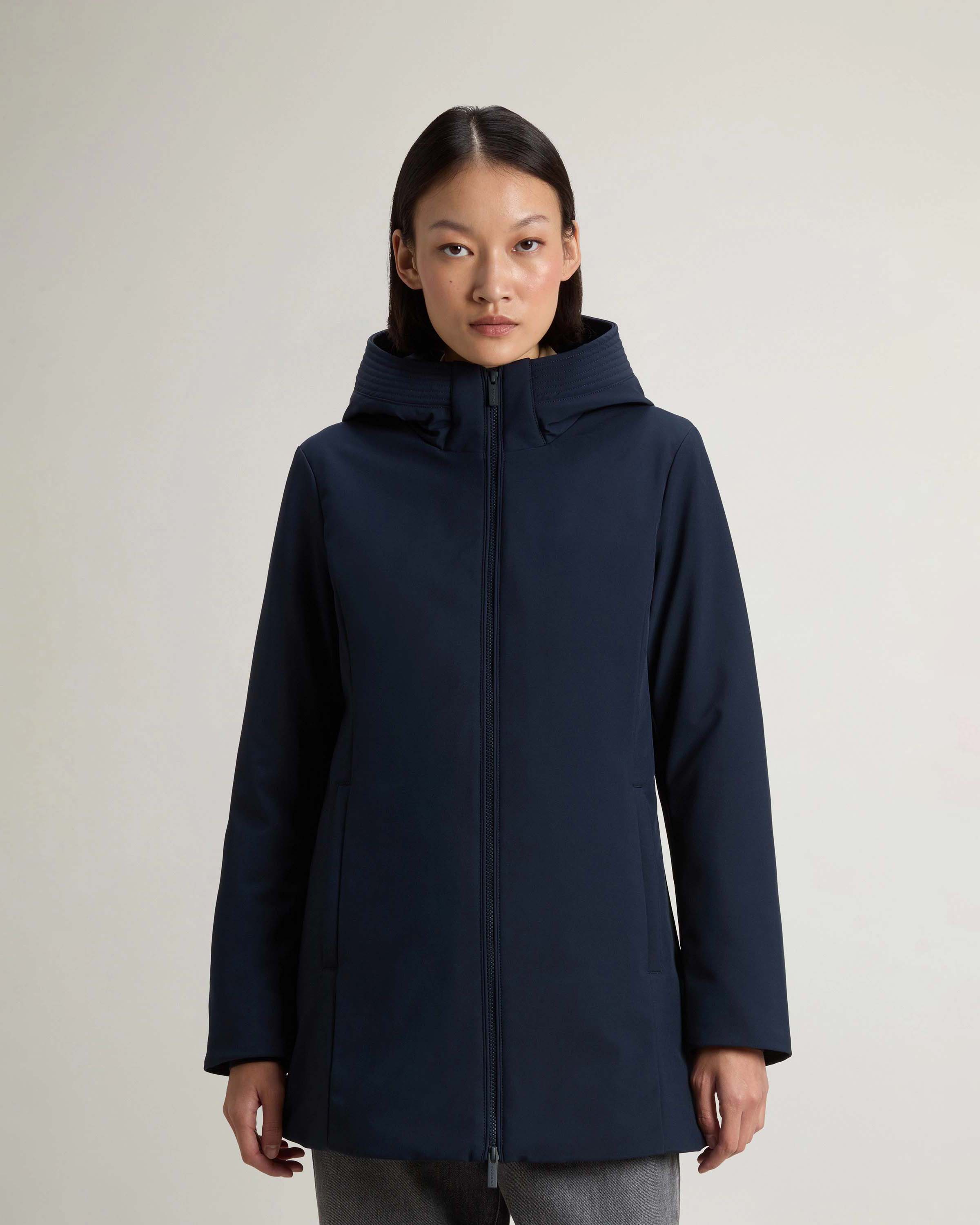 Firth Parka Woolrich blu midi in Tech Softshell imbottito in piuma naturale con cappuccio