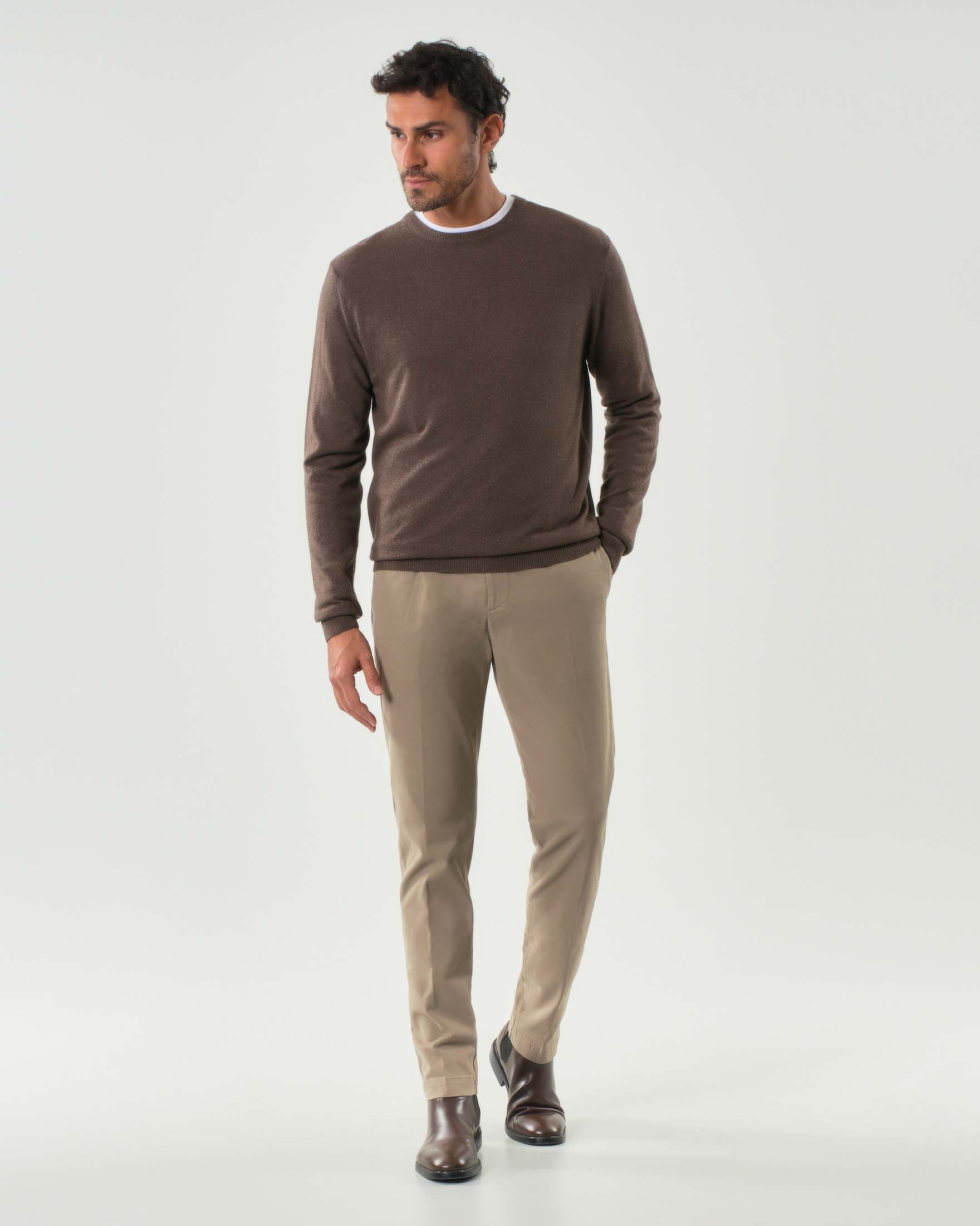 Pantaloni chino Ashki.i color noce in misto cotone e modal stretch