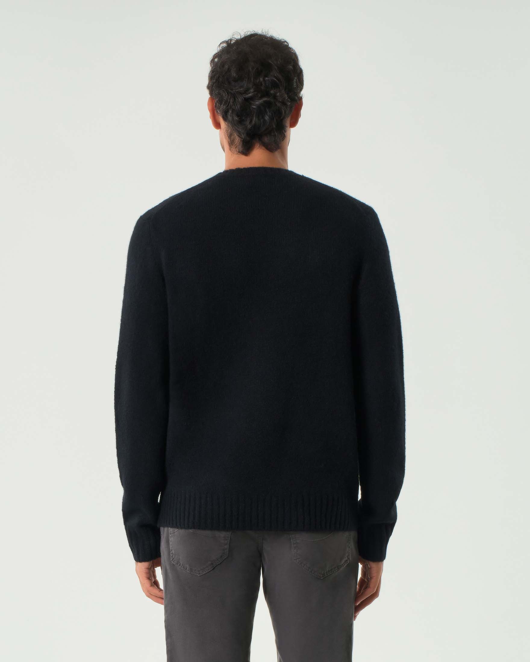 Maglione Polo Ralph Lauren nero in misto lana e alpaca con logo pony ricamato sul petto