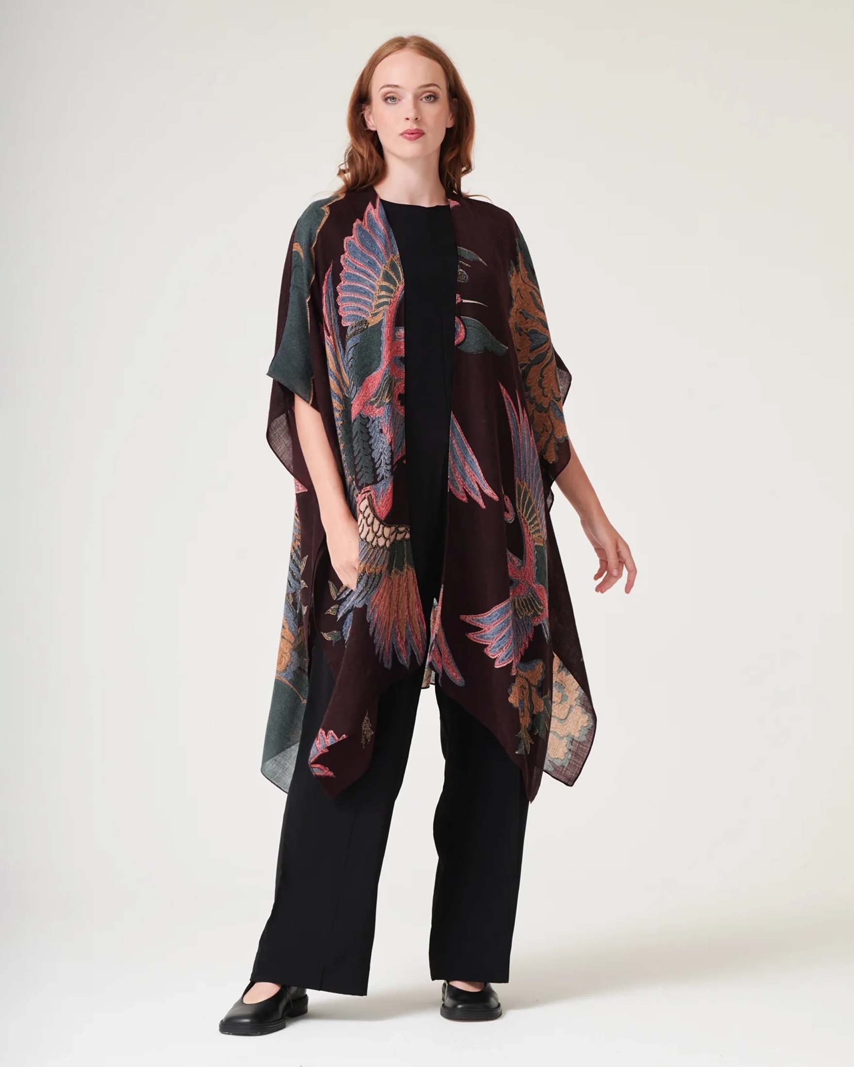 Kimono lungo bordeaux One Hundred Stars a fantasia aironi rosa in pura lana con maniche a tre quarti e spacchi laterali image