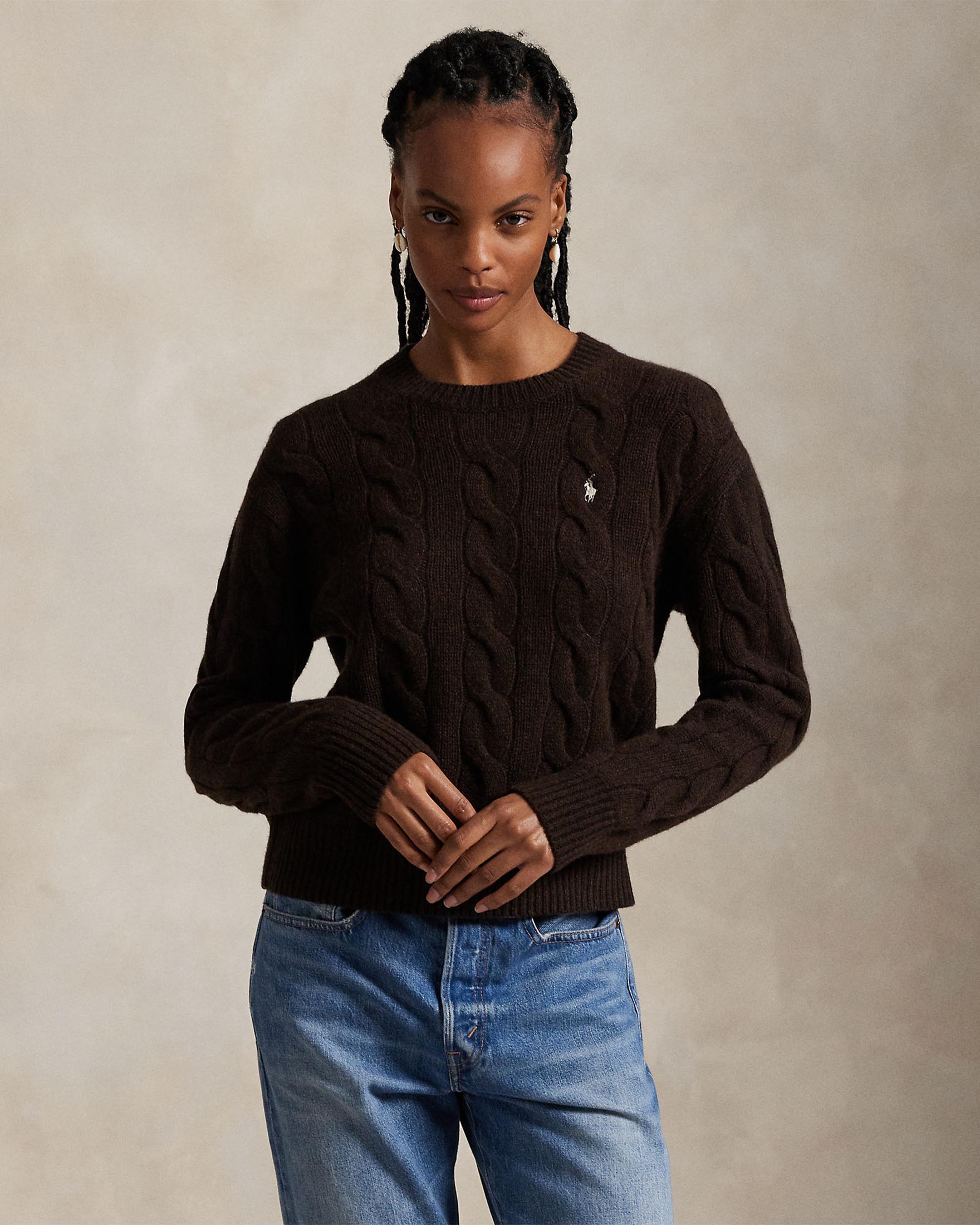 Maglia color testa di moro boxy Polo Ralph Lauren in lana e cashmere a trecce con logo ricamato sul petto a contrasto di colore