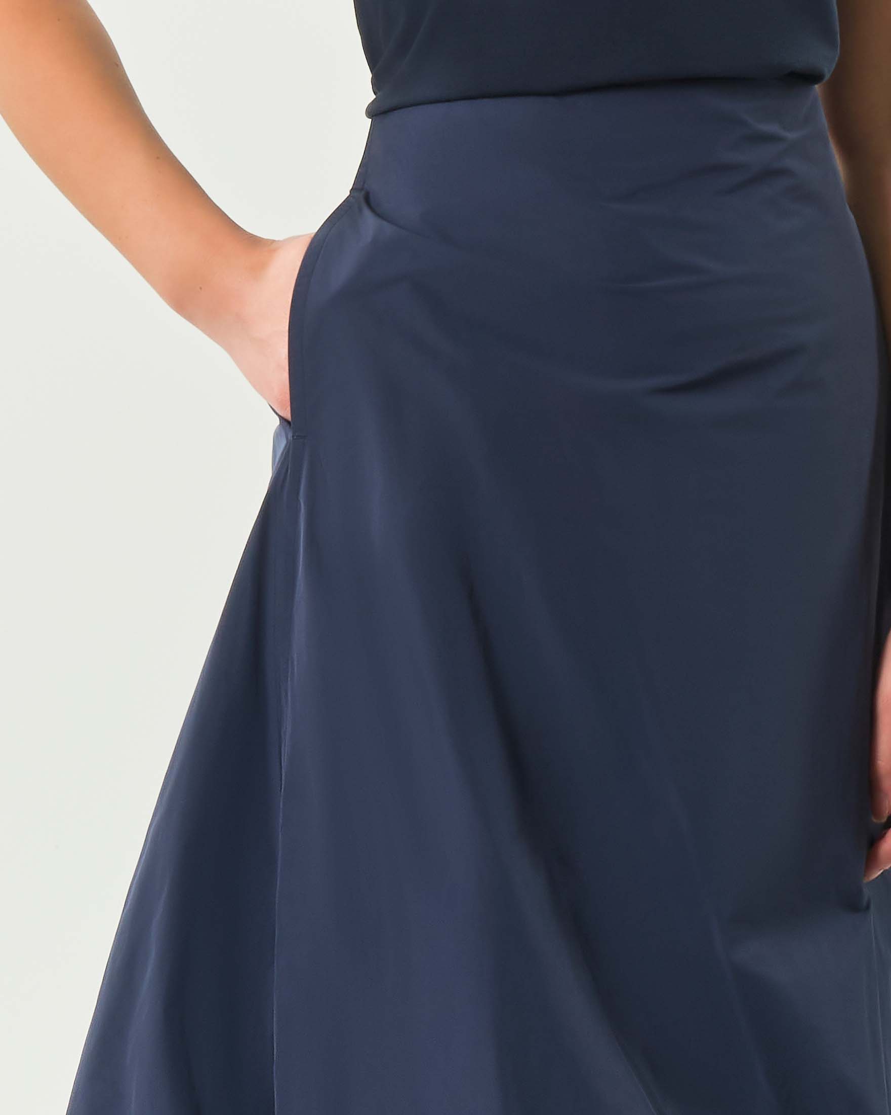 Gonna midi a palloncino blu in taffettà antigoccia MM Max Mara image