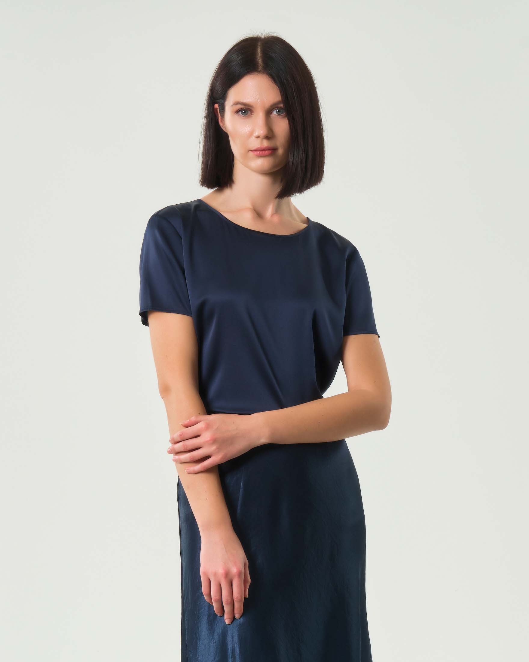 Blusa blu MM in seta stretch a maniche corte