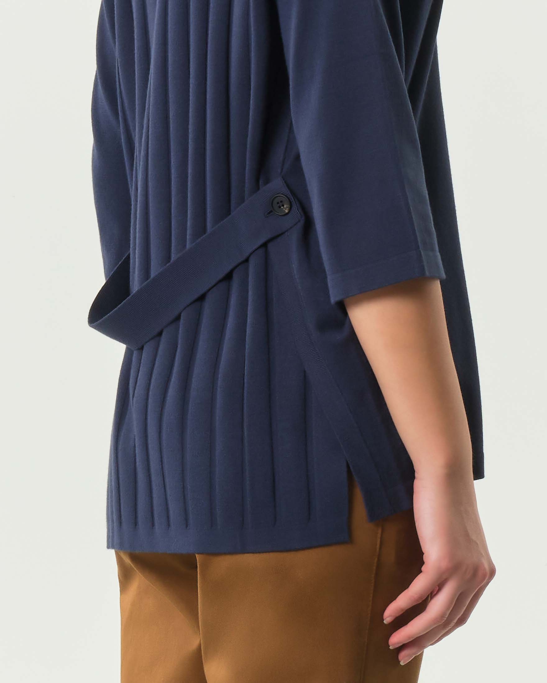 Maglione blu in filato di viscosa stretch MM Max Mara a manica 3/4 con martingala in vita image