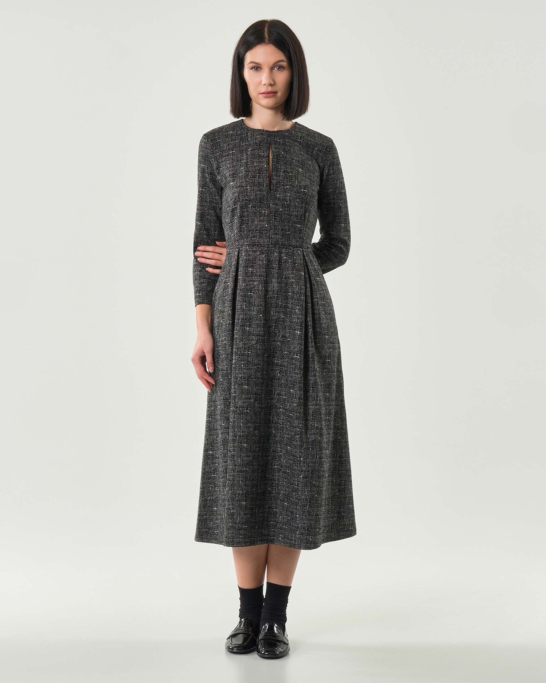 Abito midi MM Max Mara nero a fantasia graffi bianchi in jersey di misto viscosa a maniche corte