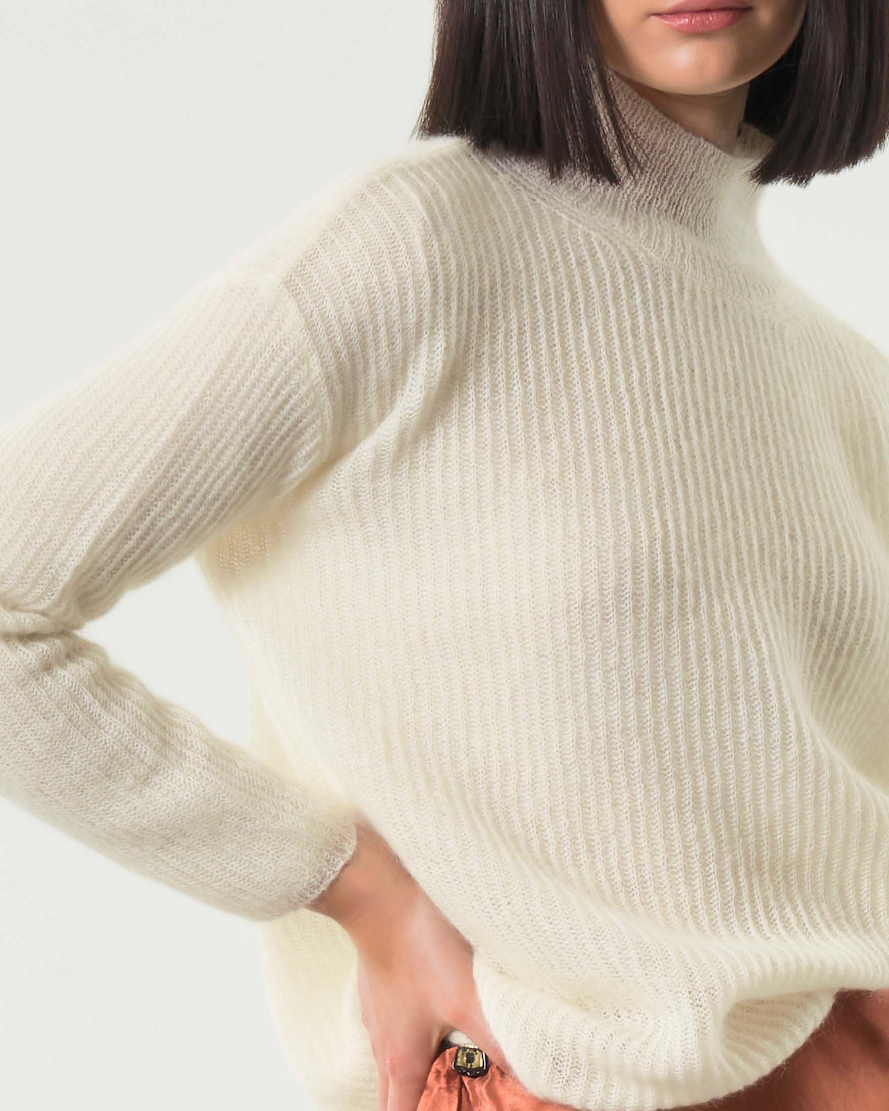 Maglia a collo alto color panna MM Max Mara in misto mohair a coste image