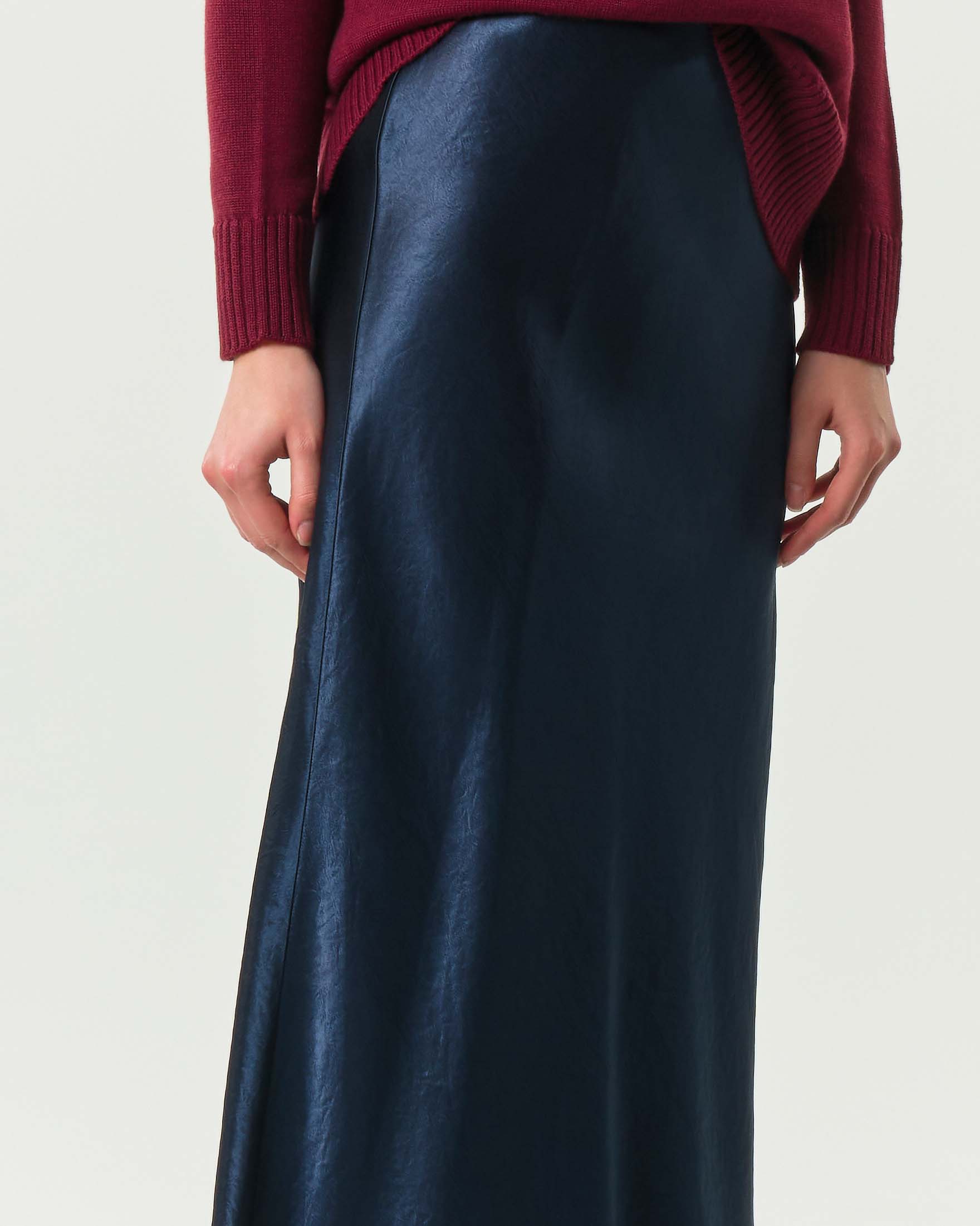 Gonna midi blu in satin MM Max Mara image