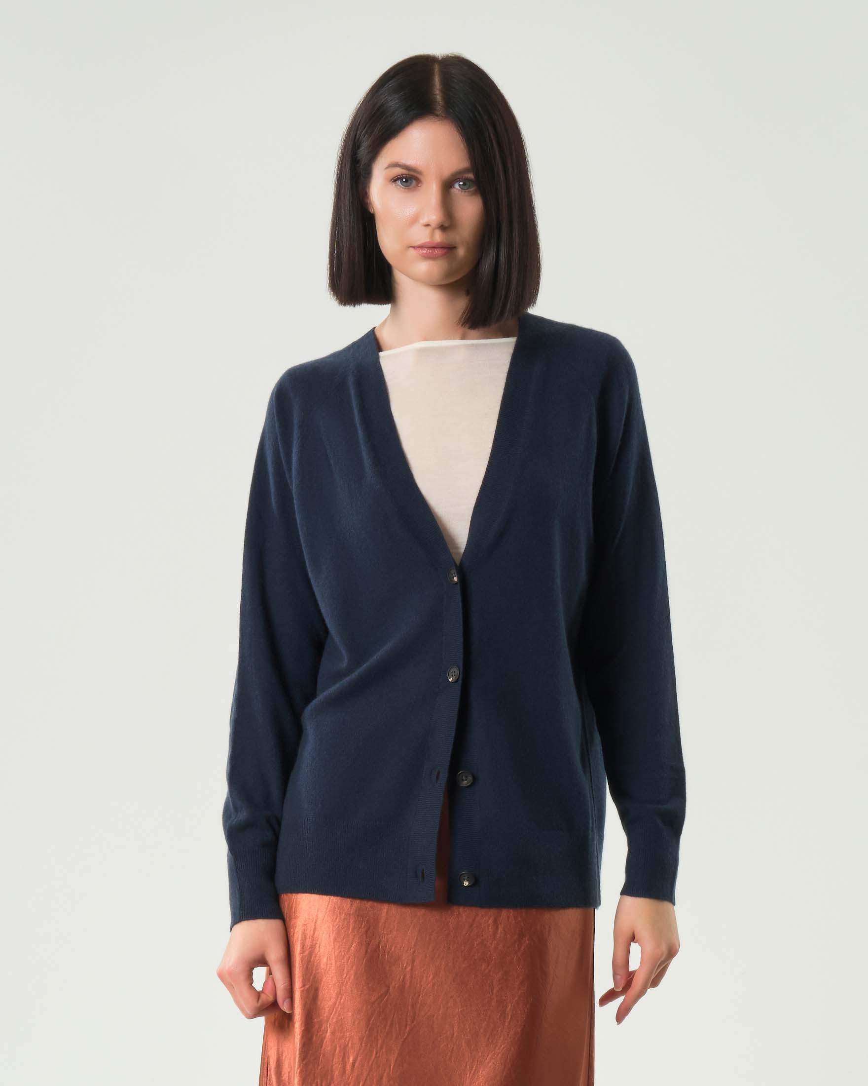 Cardigan blu MM Max Mara in lana e cashmere con scollo a V