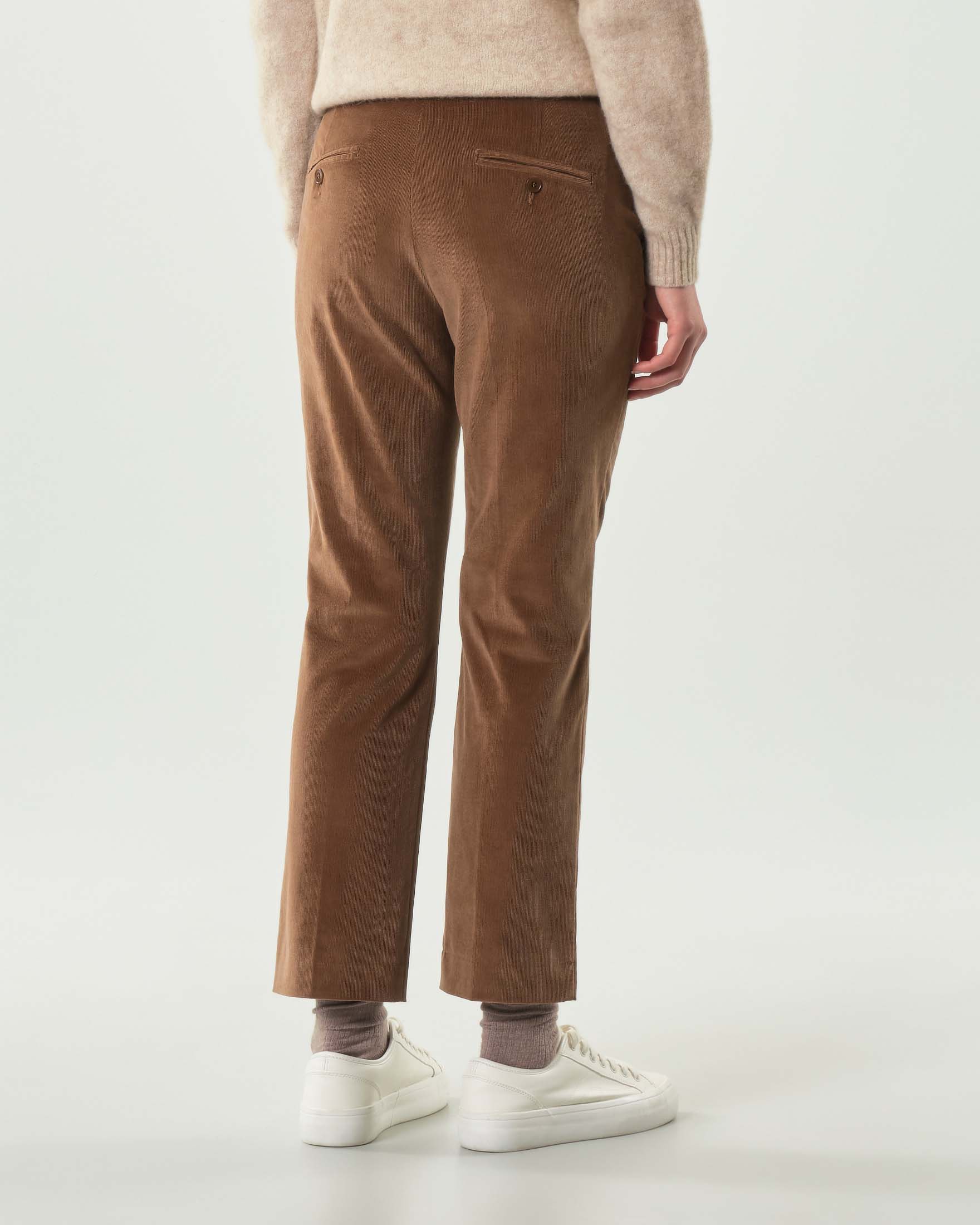 Pantaloni color cammello in velluto di cotone 1000 righe Weekend Max Mara flare al fondo