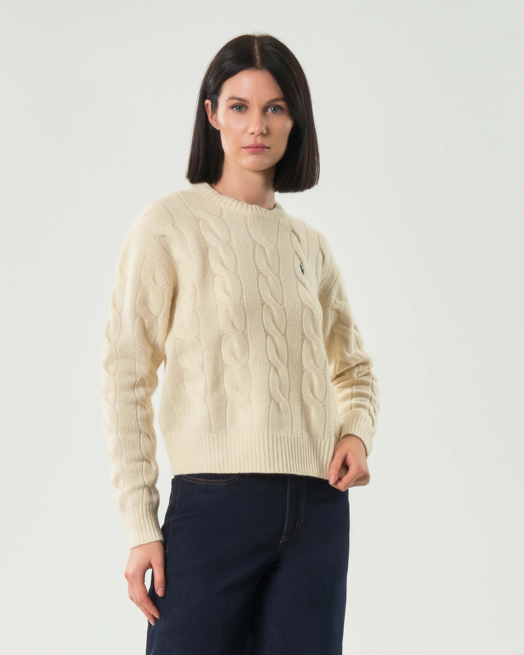 Maglia color avorio boxy Polo Ralph Lauren in lana e cashmere a trecce con logo ricamato sul petto a contrasto di colore