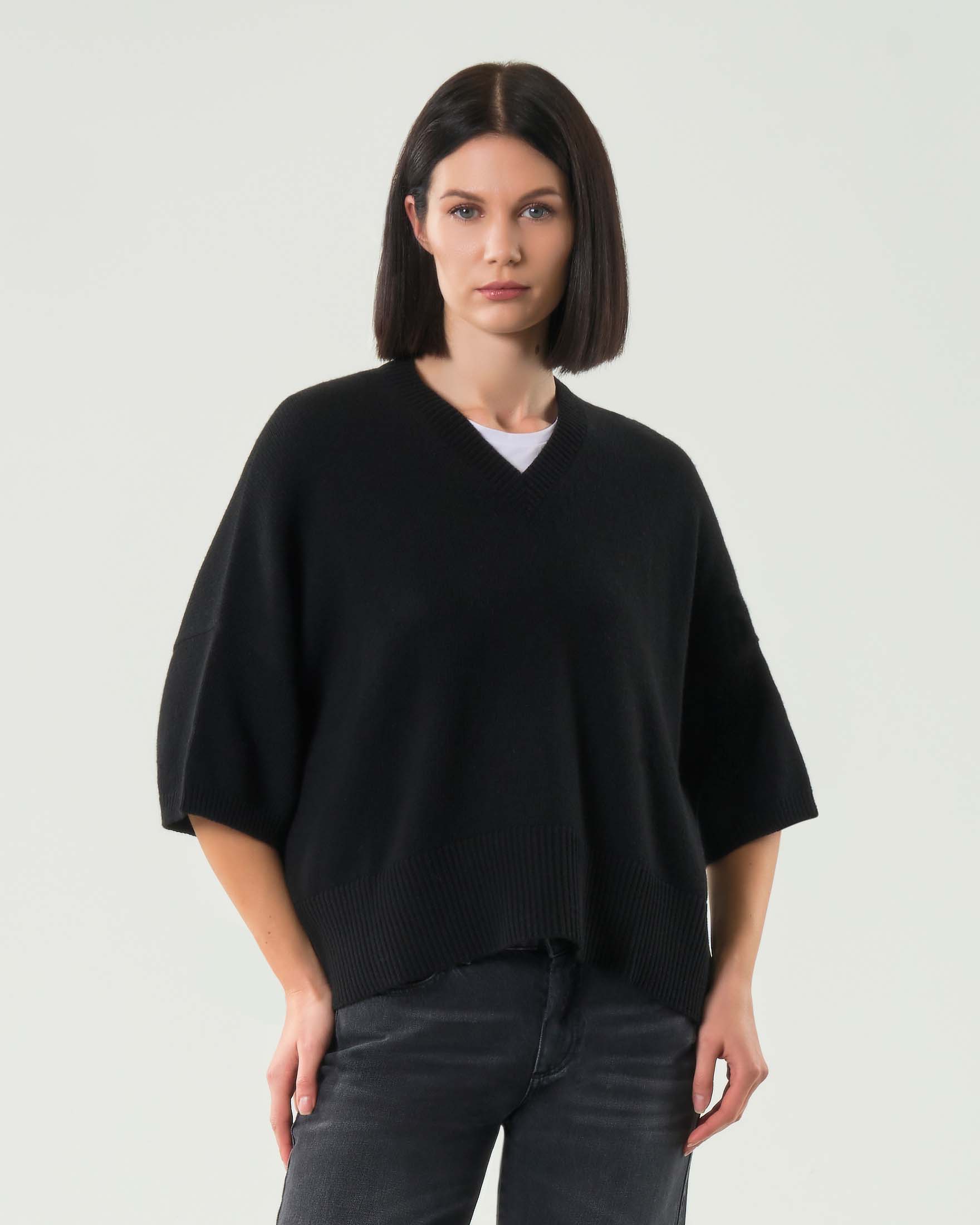 Maglia nera over Marella maniche al gomito in misto lana e cashmere con scollo a V