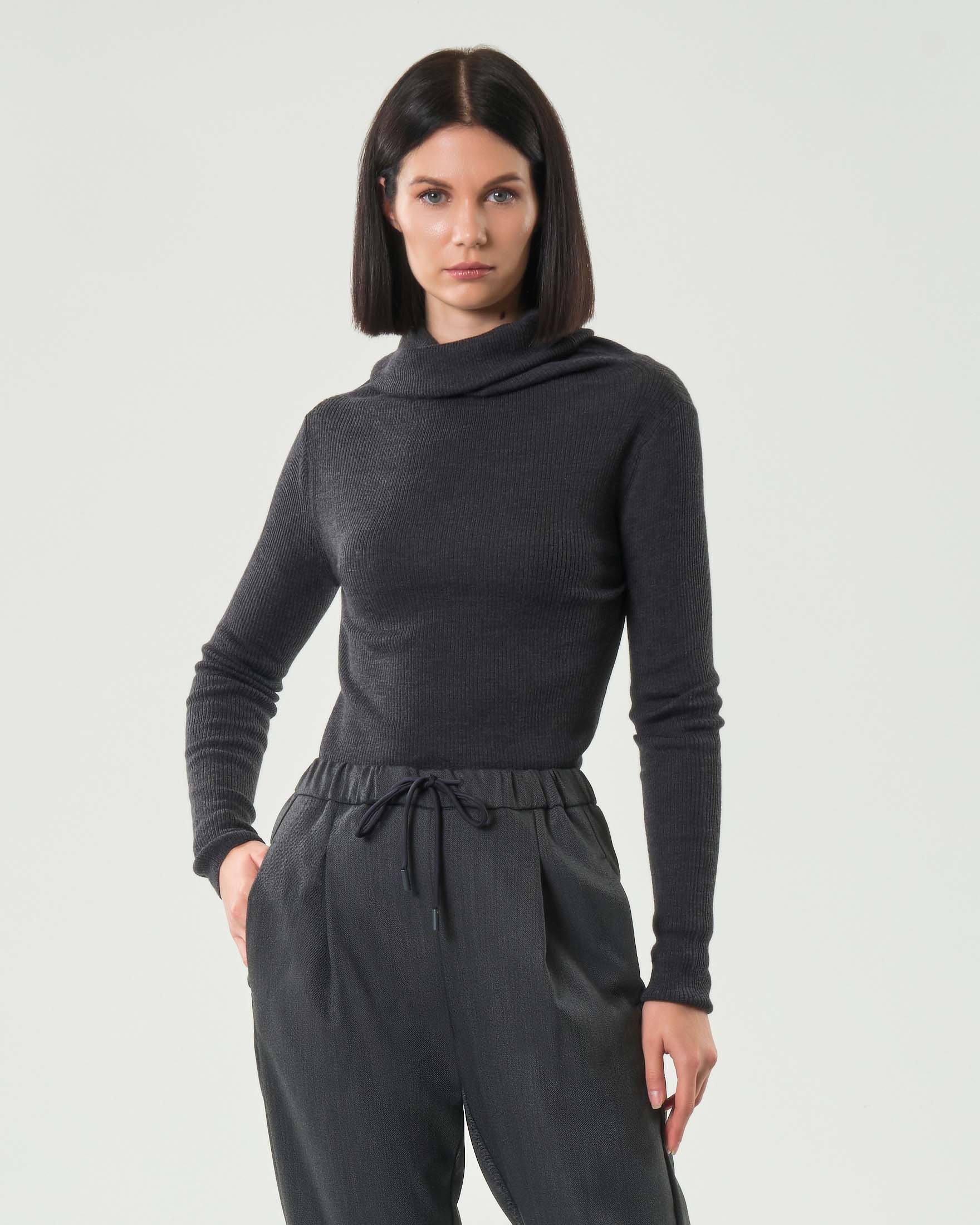 Maglia grigio antracite Marella MONOCHROME in pura lana leggera con collo a ciambella