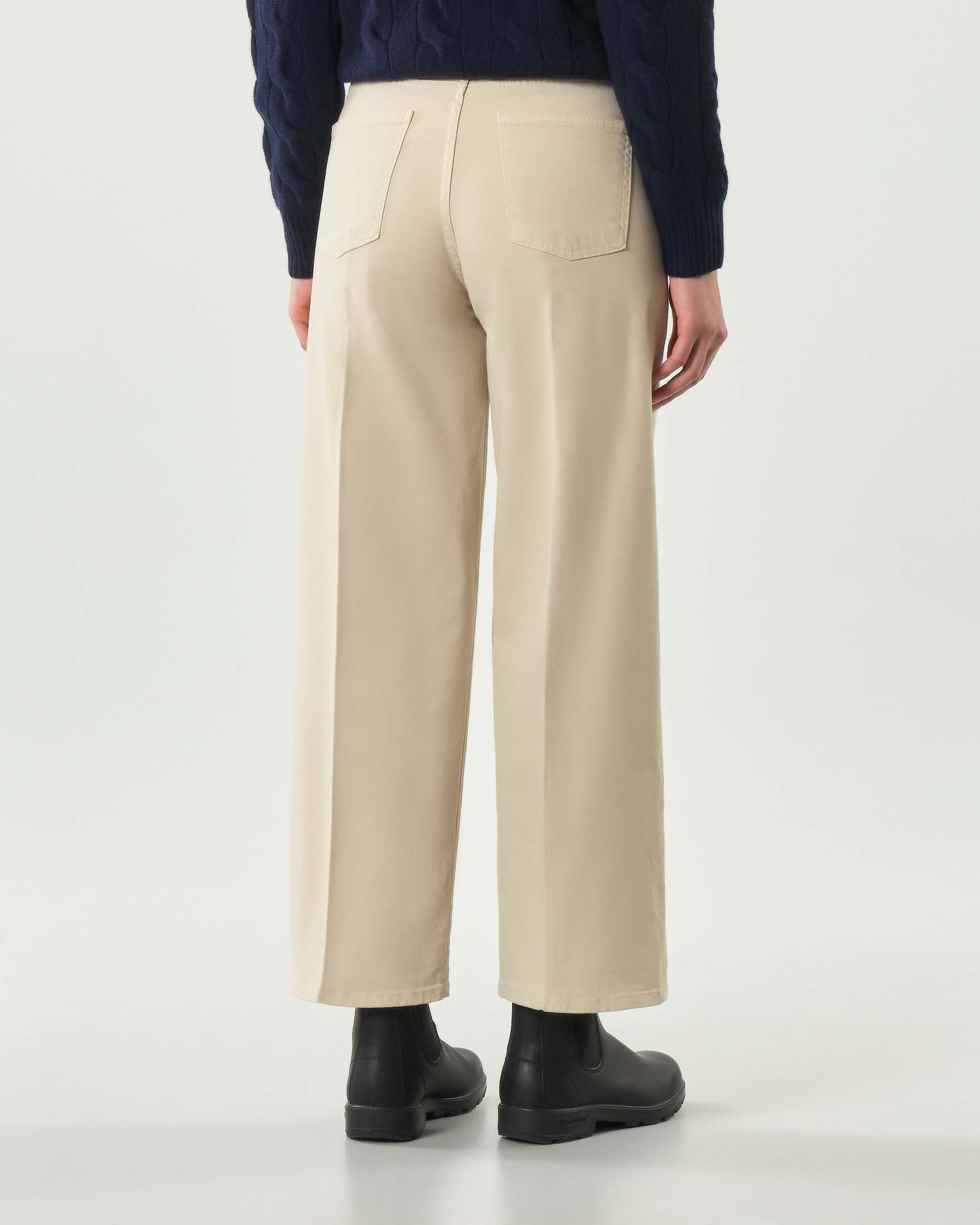 Pantaloni color corda Bonheur in cotone stretch dalla linea straight con ampie tasche frontali