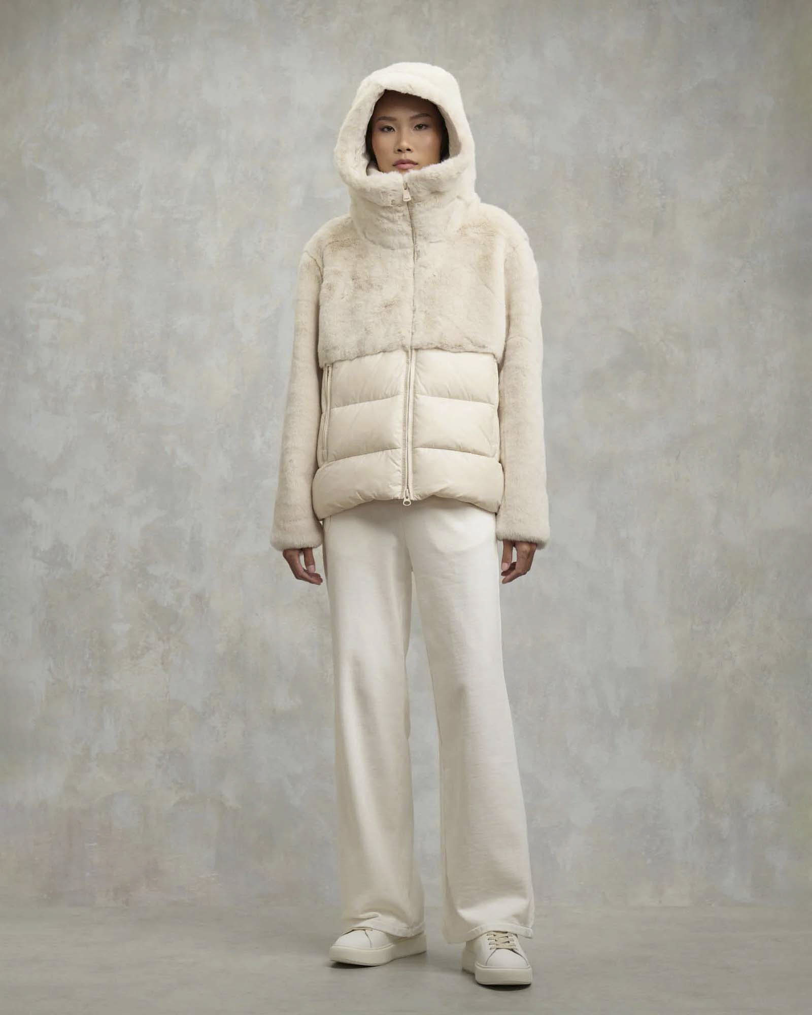 Ecopelliccia color sabbia Blauer con cappuccio e inserti trapuntati in nylon image