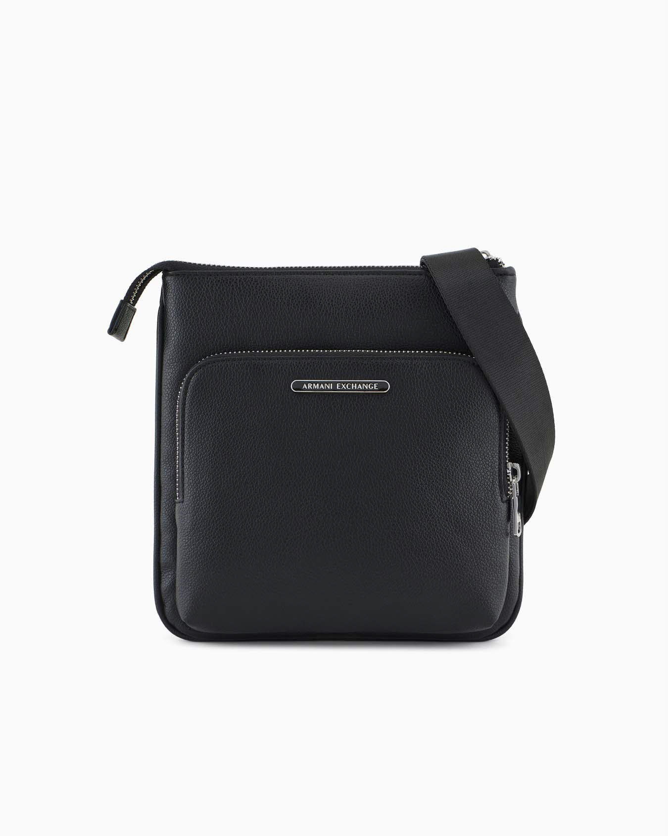 Borsa a tracolla Exchange nera in similpelle con logo metallico applicato