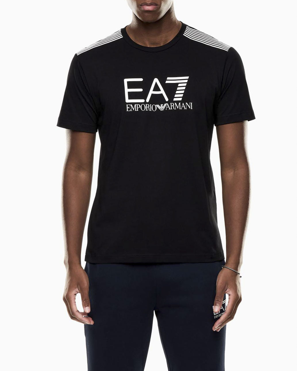 T-shirt mezza manica EA7 nera in cotone con stampa logo frontale e dettagli a righe