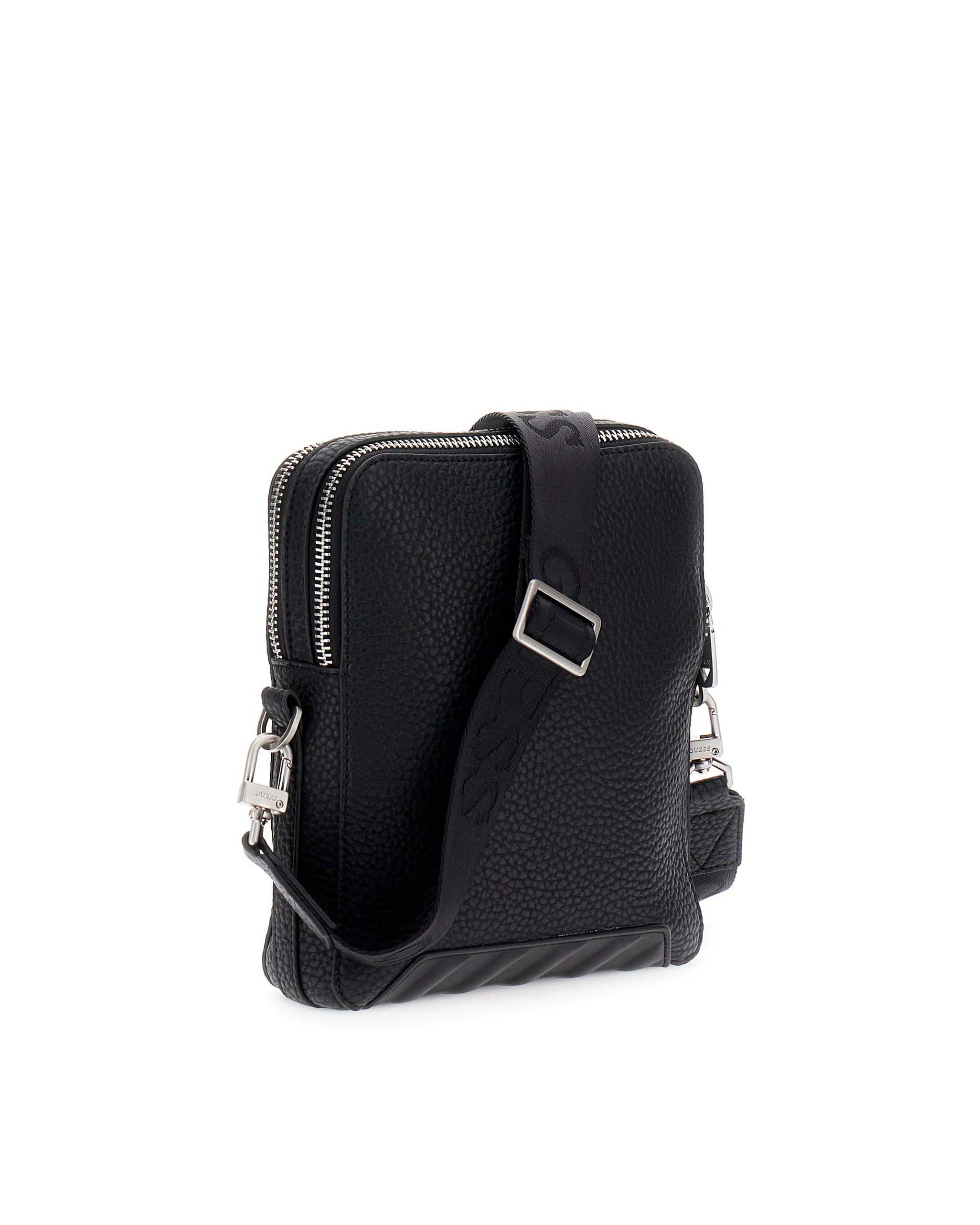 Borsa tracolla Guess nera in similpelle con logo metallico applicato image