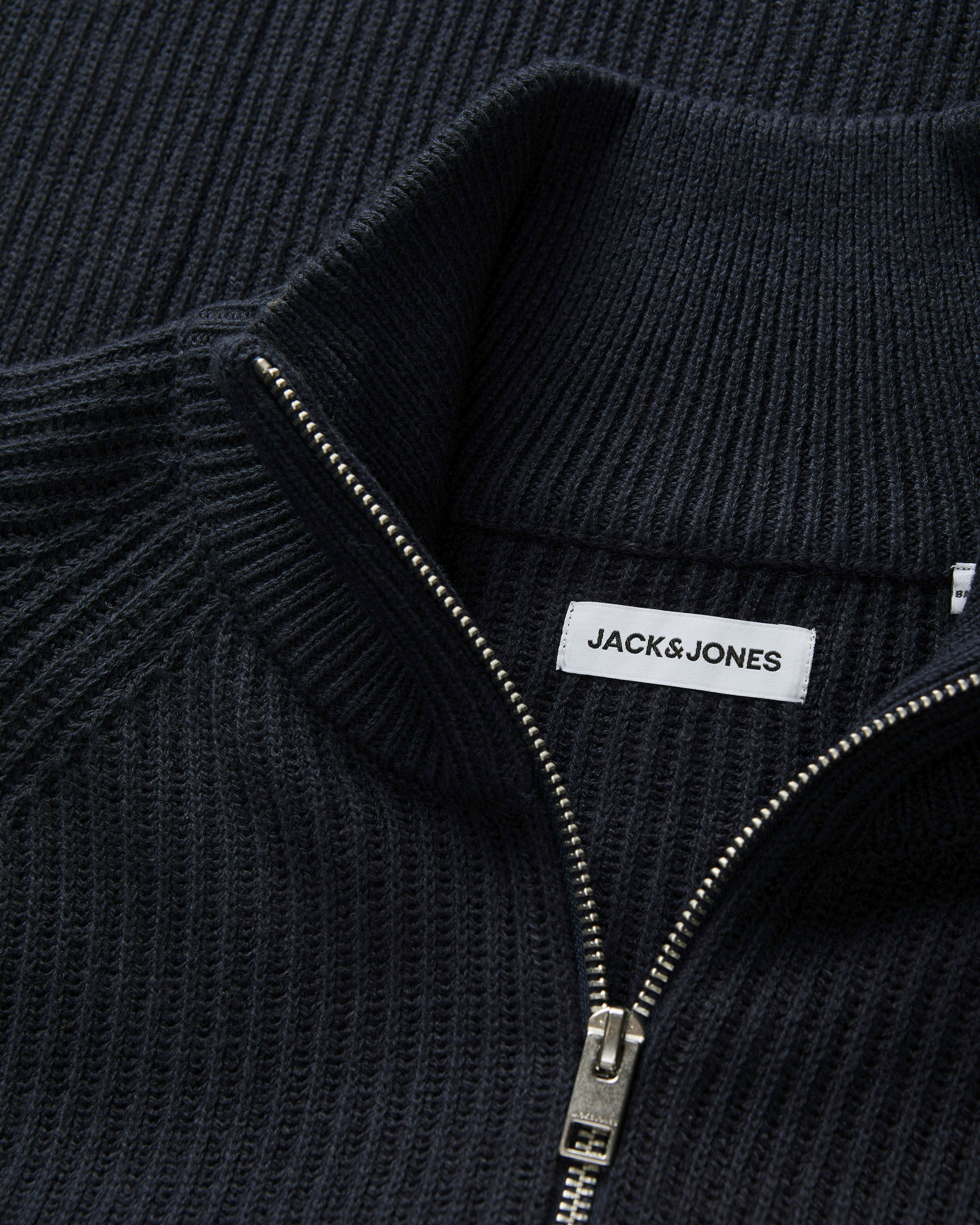 Maglione Jack & Jones blu in misto cotone con lavorazione a coste e apertura zip image