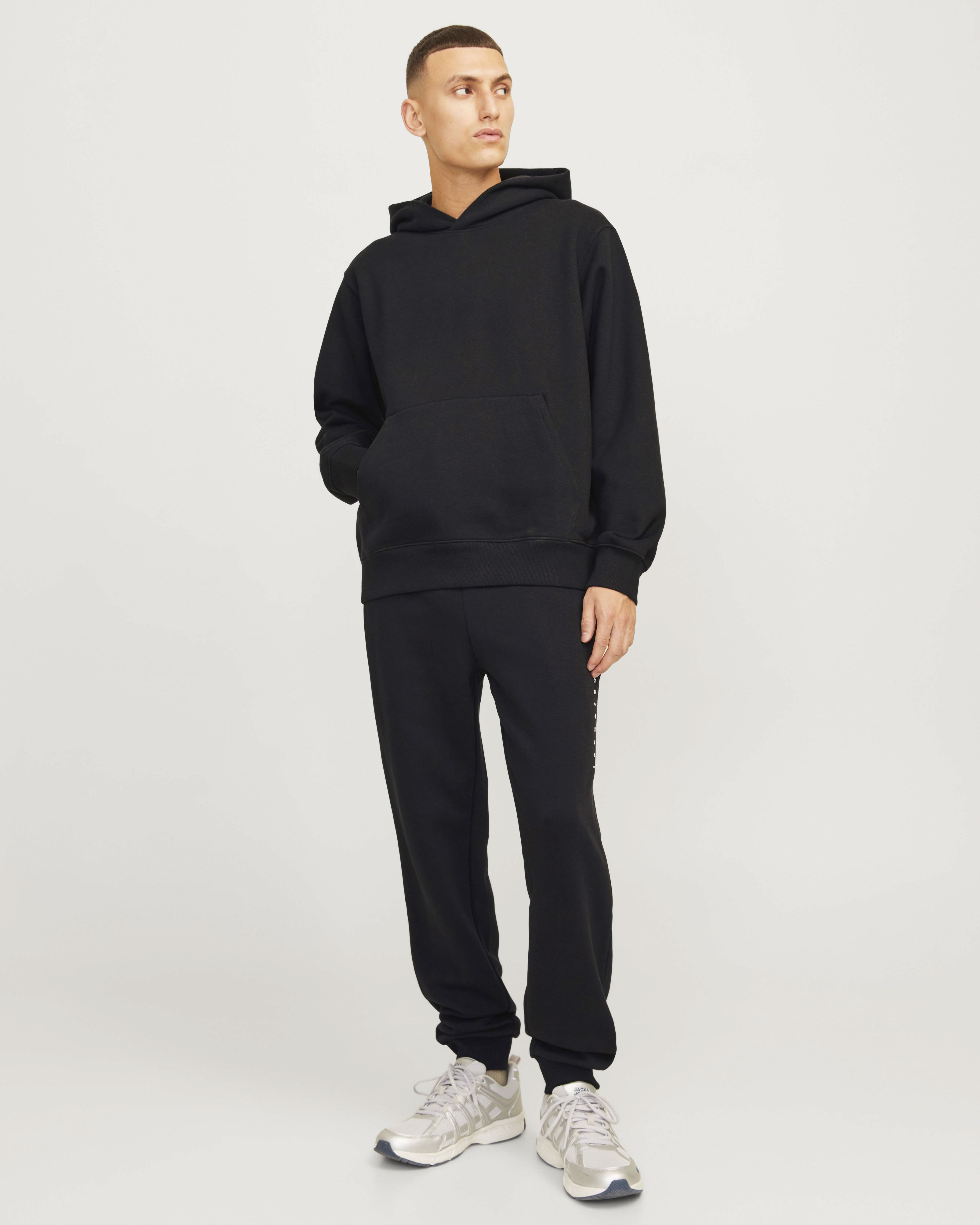 Pantaloni Jack & Jones neri in felpa di misto cotone con ricamo logo laterale