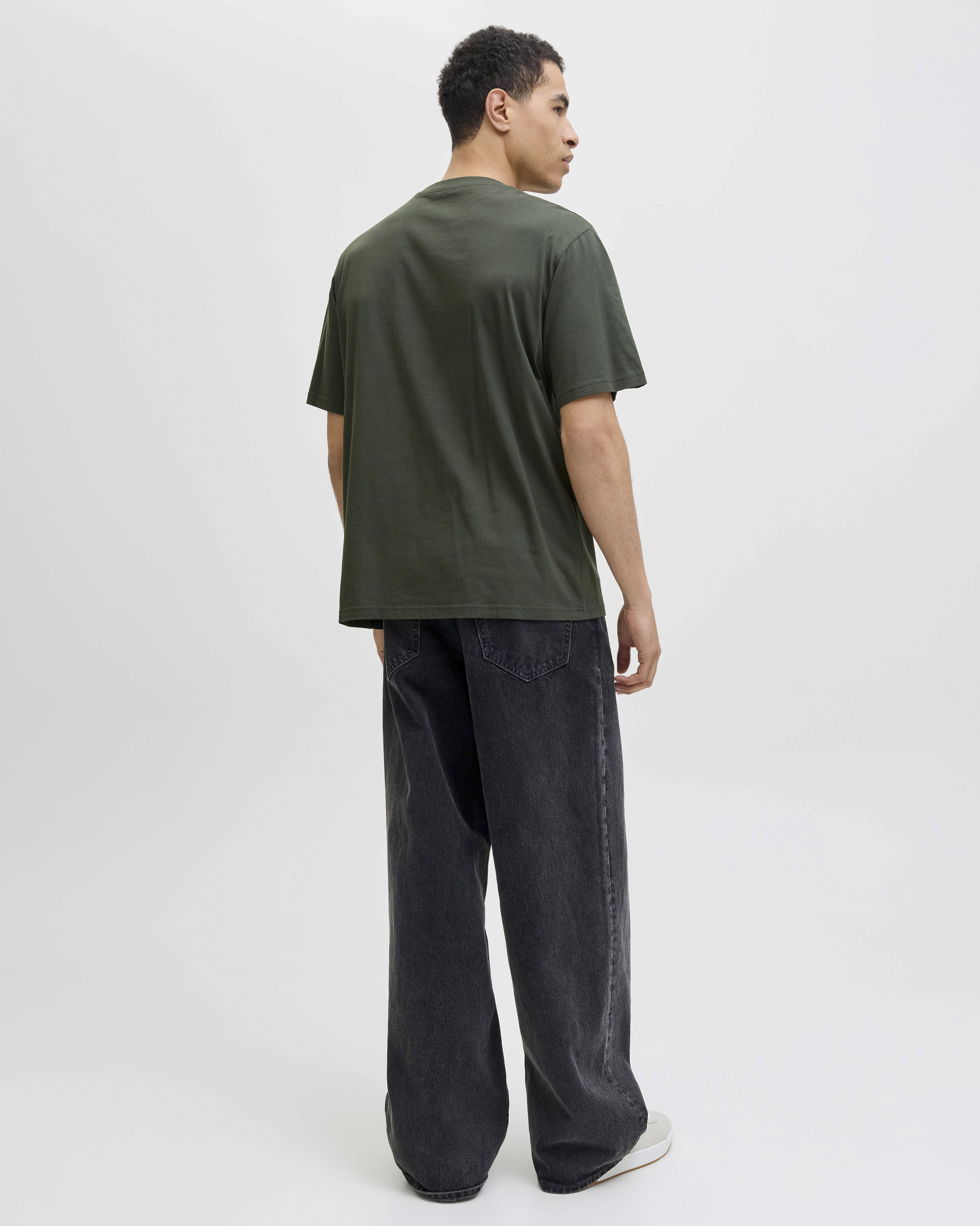 T-shirt mezza manica Jack & Jones verde militare in cotone con logo ricamato frontale