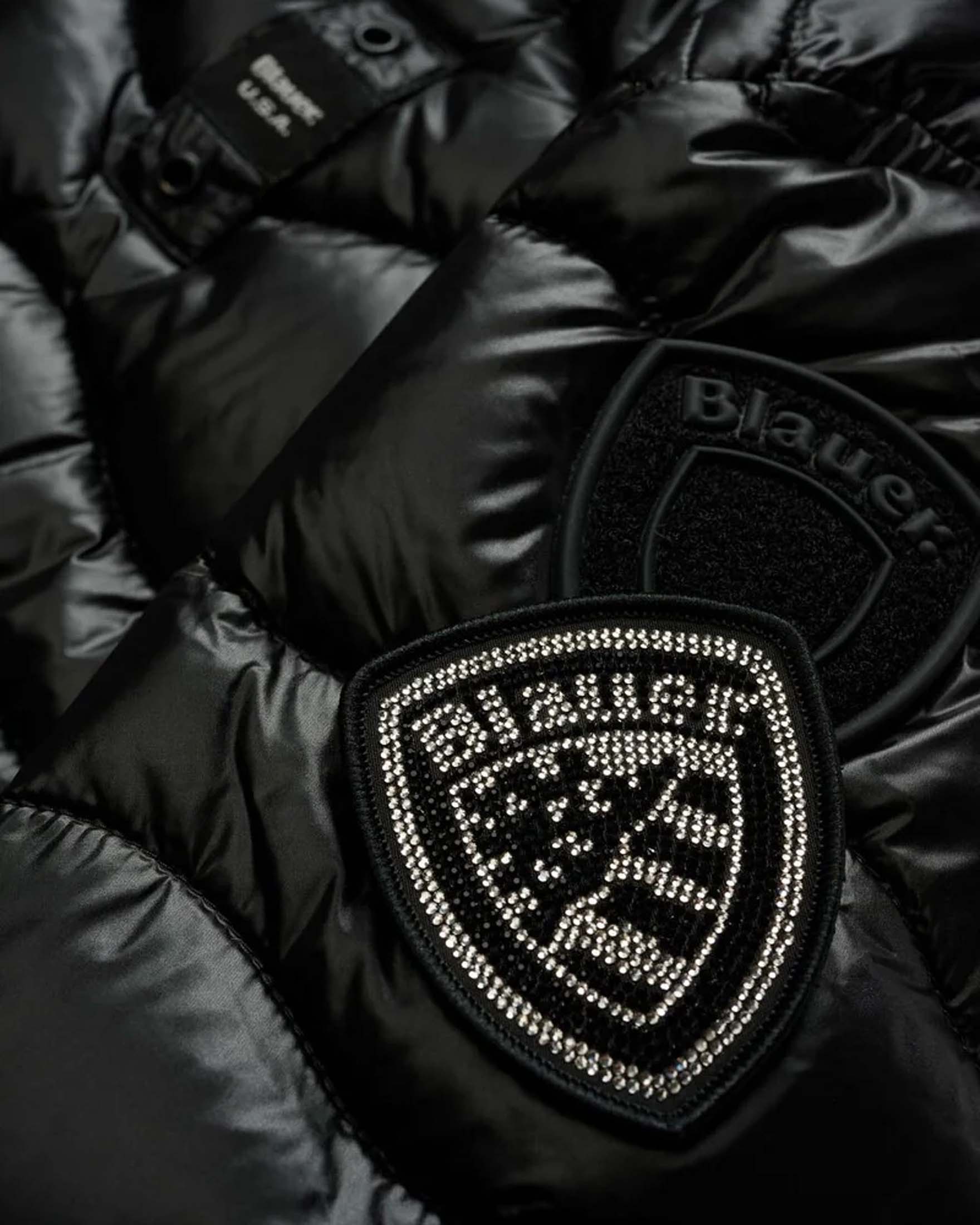 Piumino Lowell Blauer nero in nylon trapuntato con cappuccio e patch scudo con strass image