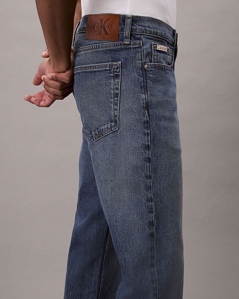 Straight-standard Calvin Klein Jeans lavaggio medio stone washed image