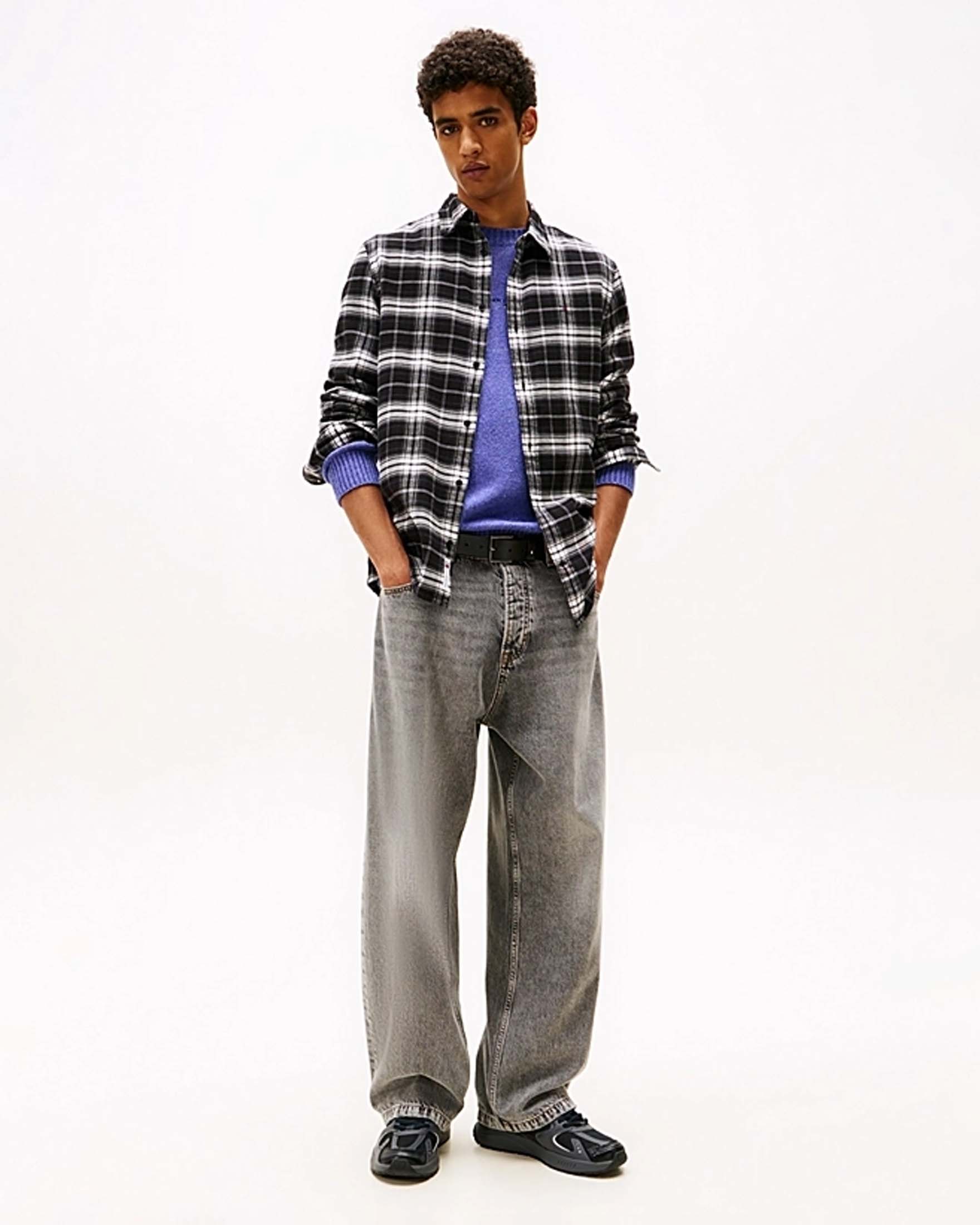 Camicia Tommy Jeans in flanella di cotone check bianca e nera