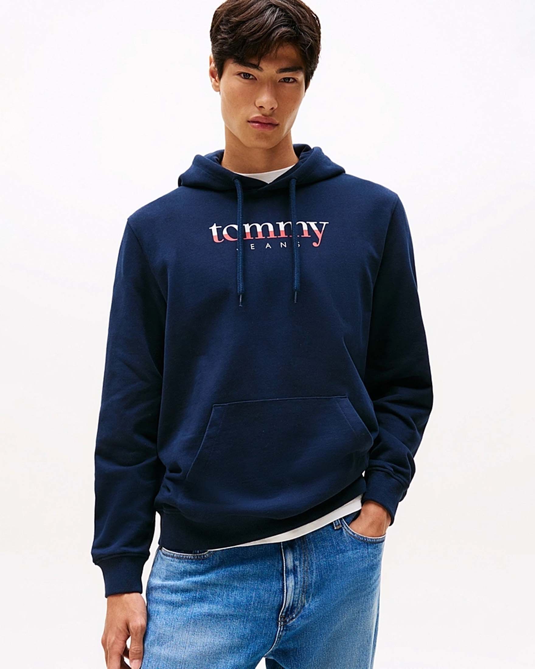 Felpa Tommy Jeans blu con cappuccio e scritta logo stampata image