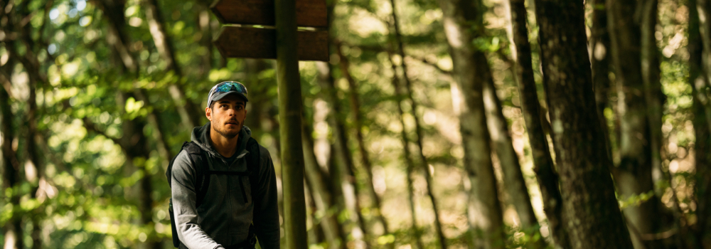 Come leggere una mappa escursionistica: simboli, scale e dislivelli 