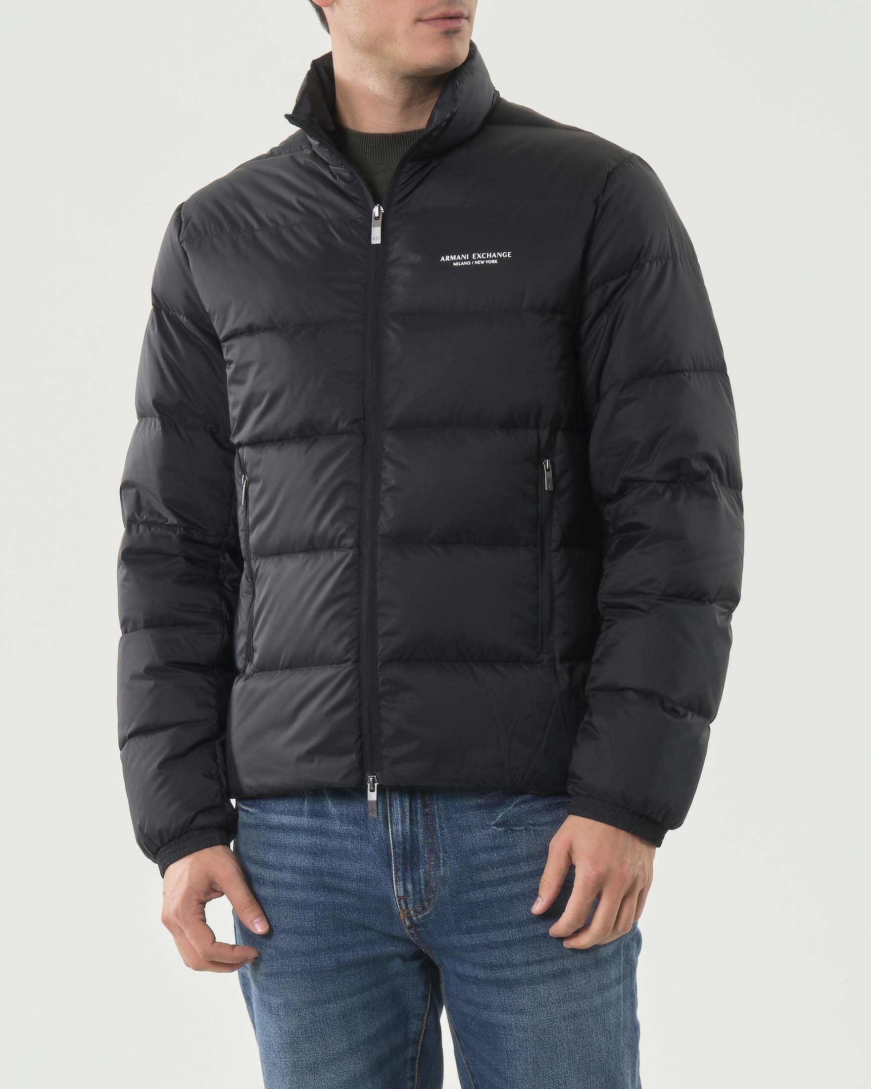 Piumino Armani Exchange nero con logo piccolo stampato image