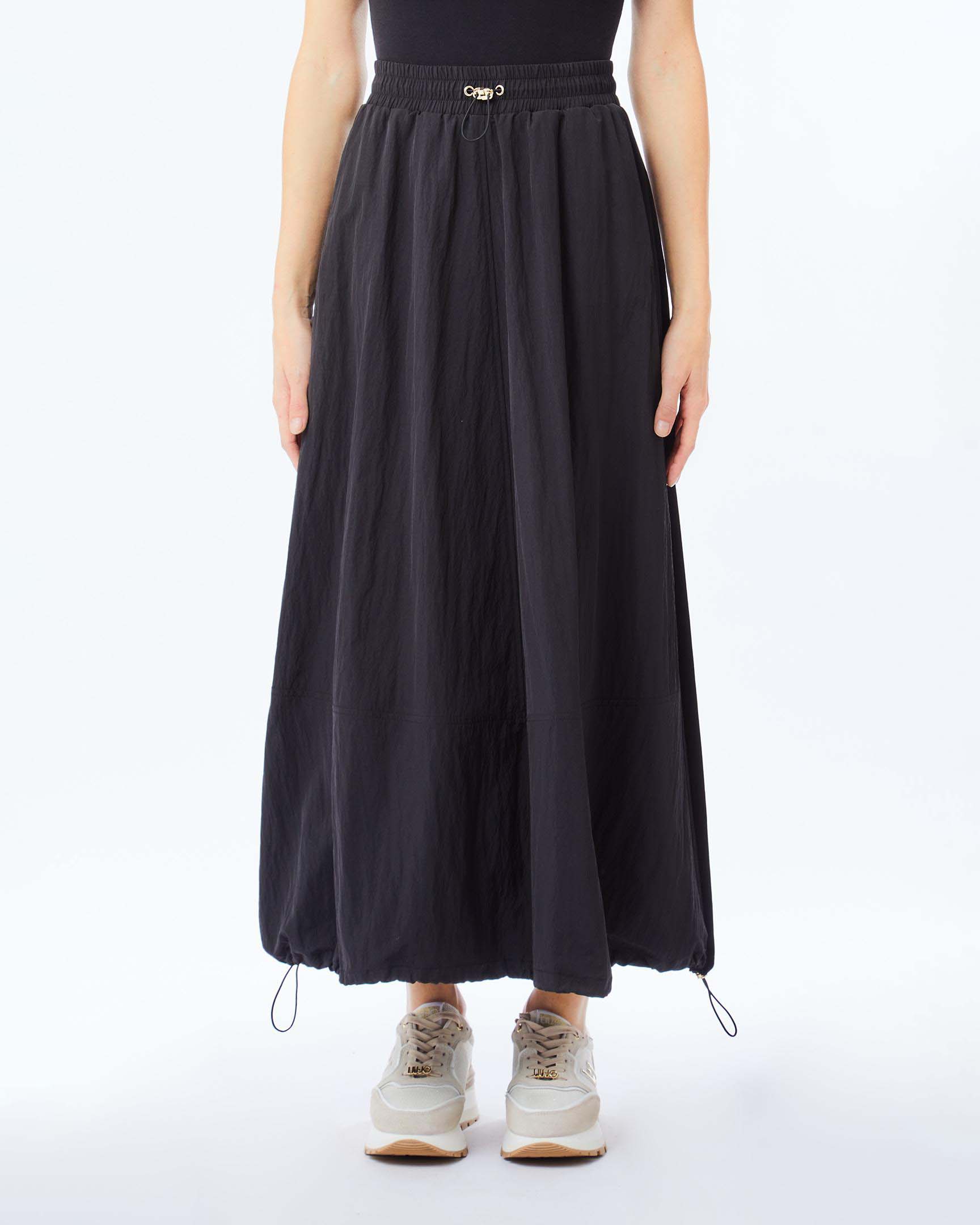 Gonna midi Liu Jo Sport nera in nylon e satin con coulisse regolabile image