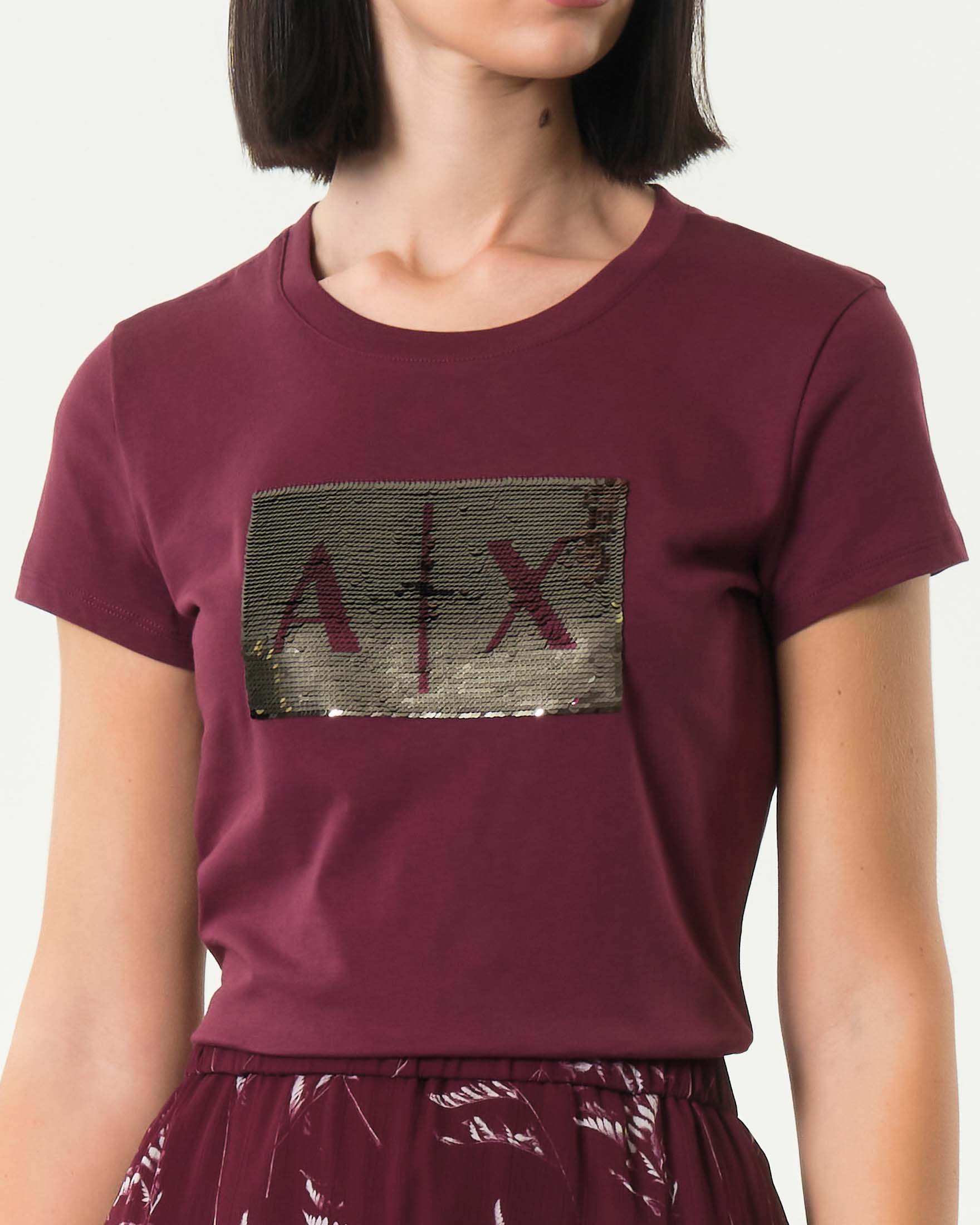 T-shirt bordeaux Armani Exchange in cotone con logo in paillettes reversibili nel color argento image