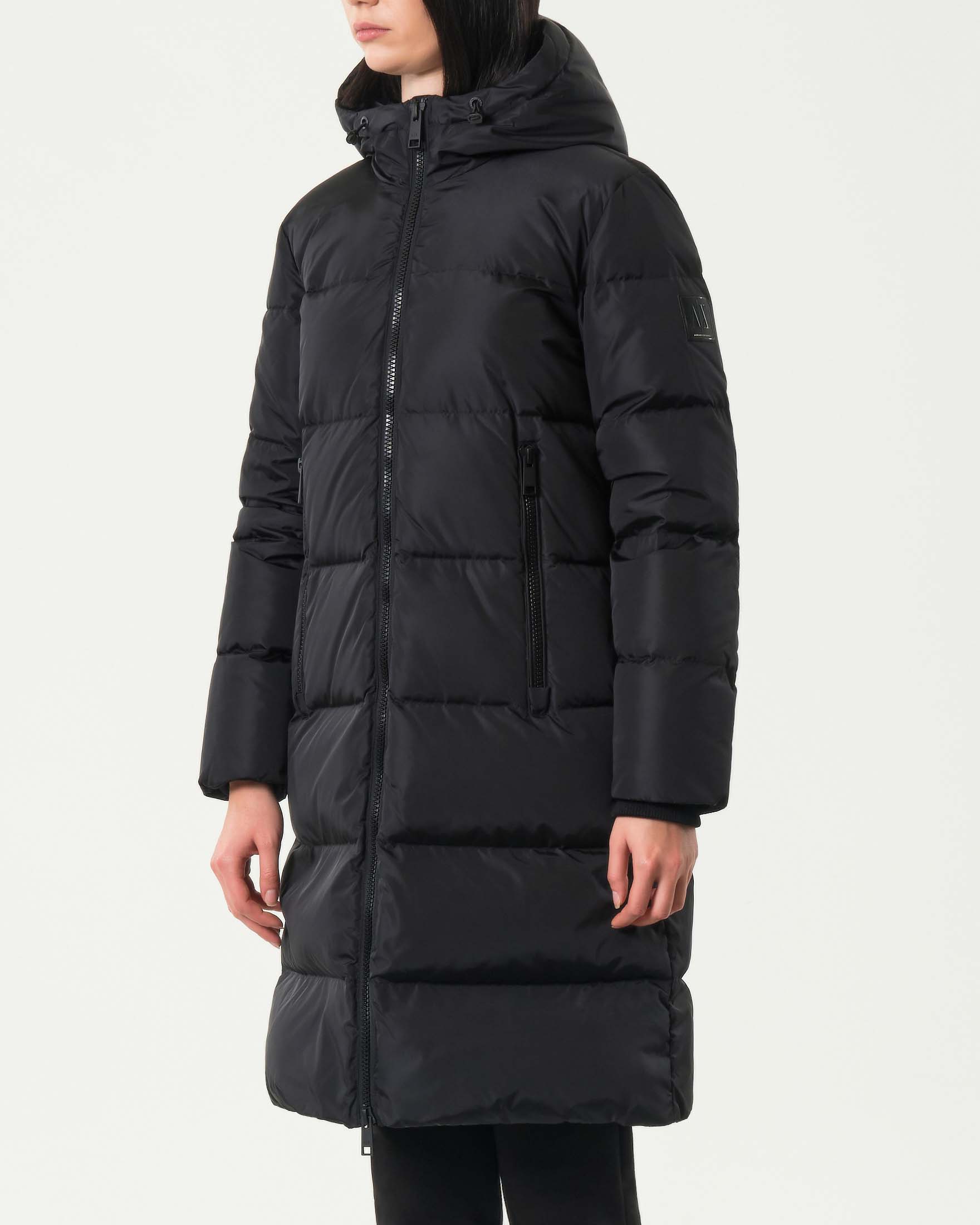 Piumino midi nero Armani Exchange imbottito in piuma naturale con cappuccio image