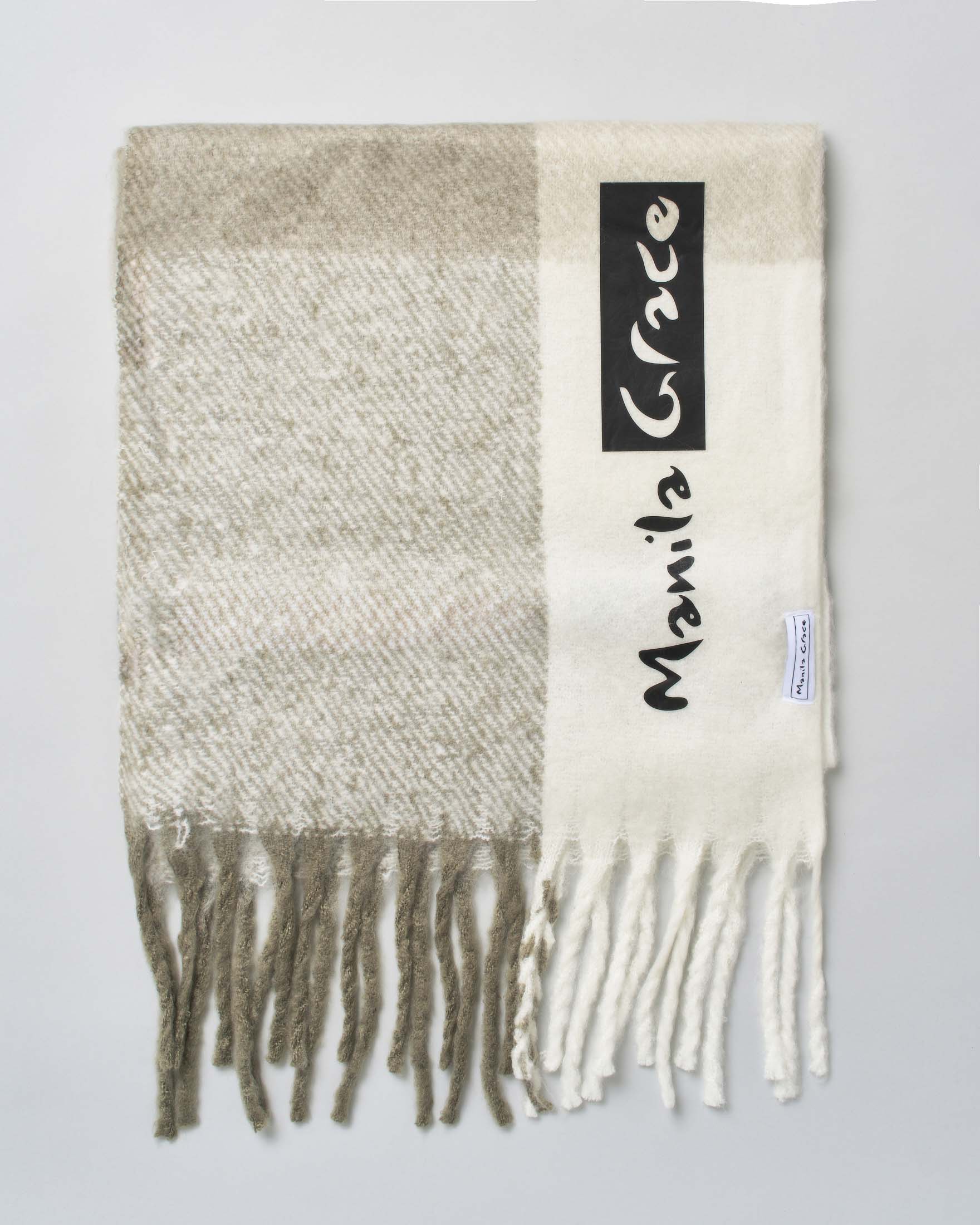 Sciarpa Manila Grace a quadri multicolor sui toni del nero con frange