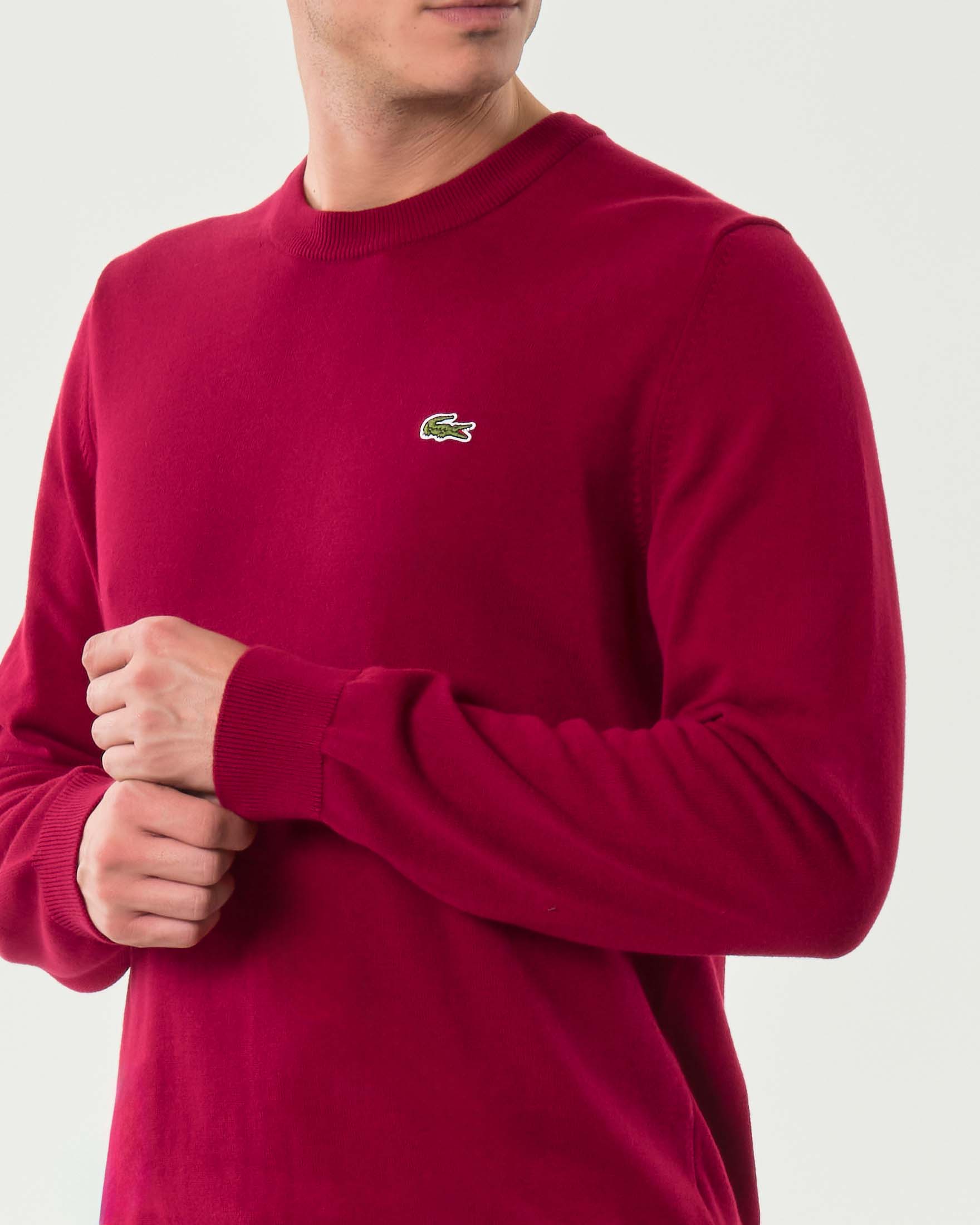 Maglia girocollo Lacoste rossa regular-fit in cotone con logo ricamato sul petto image