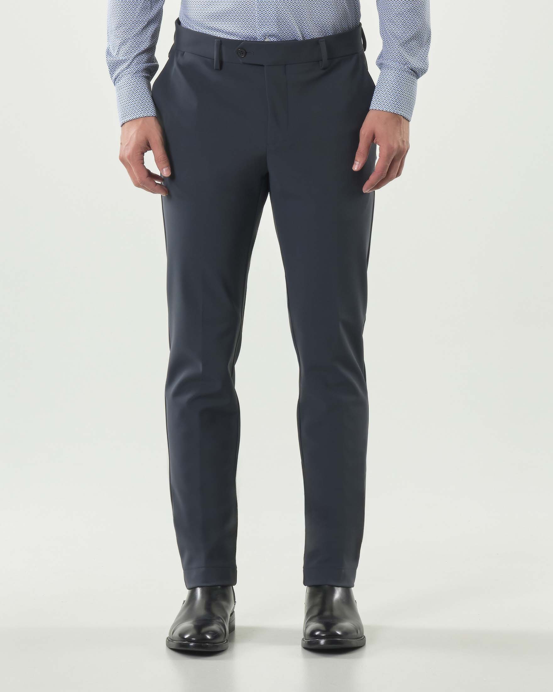 Pantalone chino Pellizzari grigio antracite in tessuto tecnico stretch image