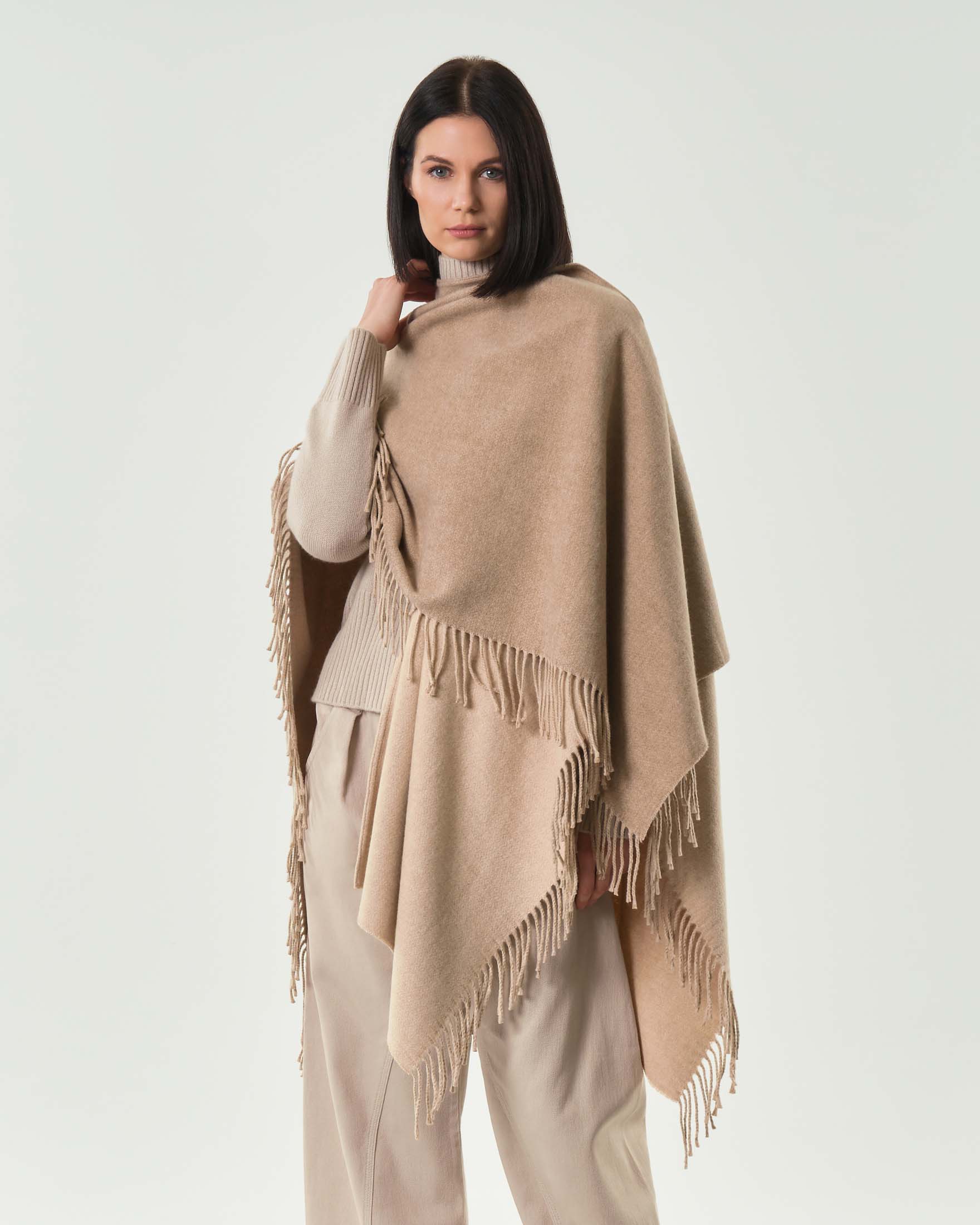Hlo! — Sciarpa beige e sabbia Hlo! in misto cotone con frange applicate sul fondo