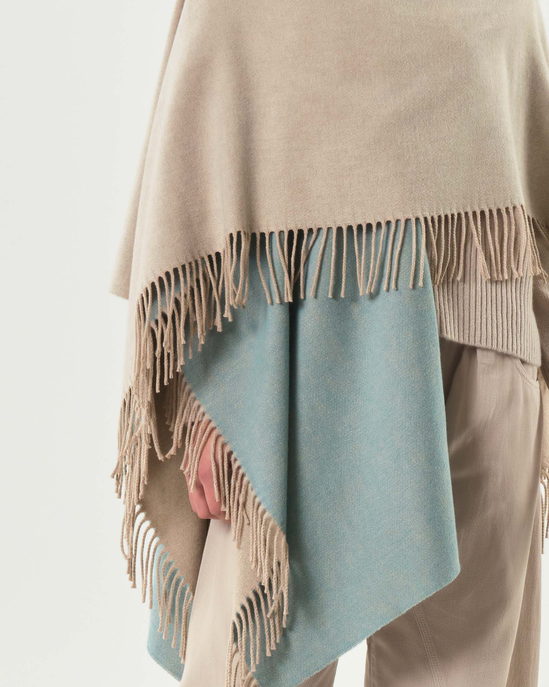 Sciarpa casha e azzurro Hlo! in misto cotone con frange applicate sul fondo image