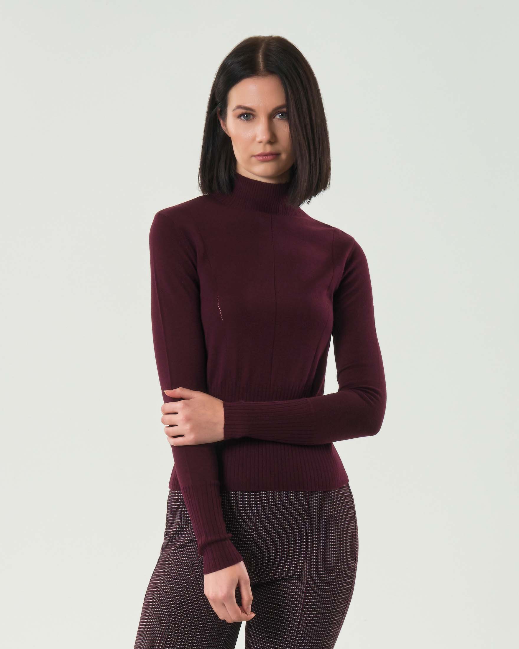 Lupetto cropped bordeaux Patrizia Pepe in pura lana con profili lavorati a coste
