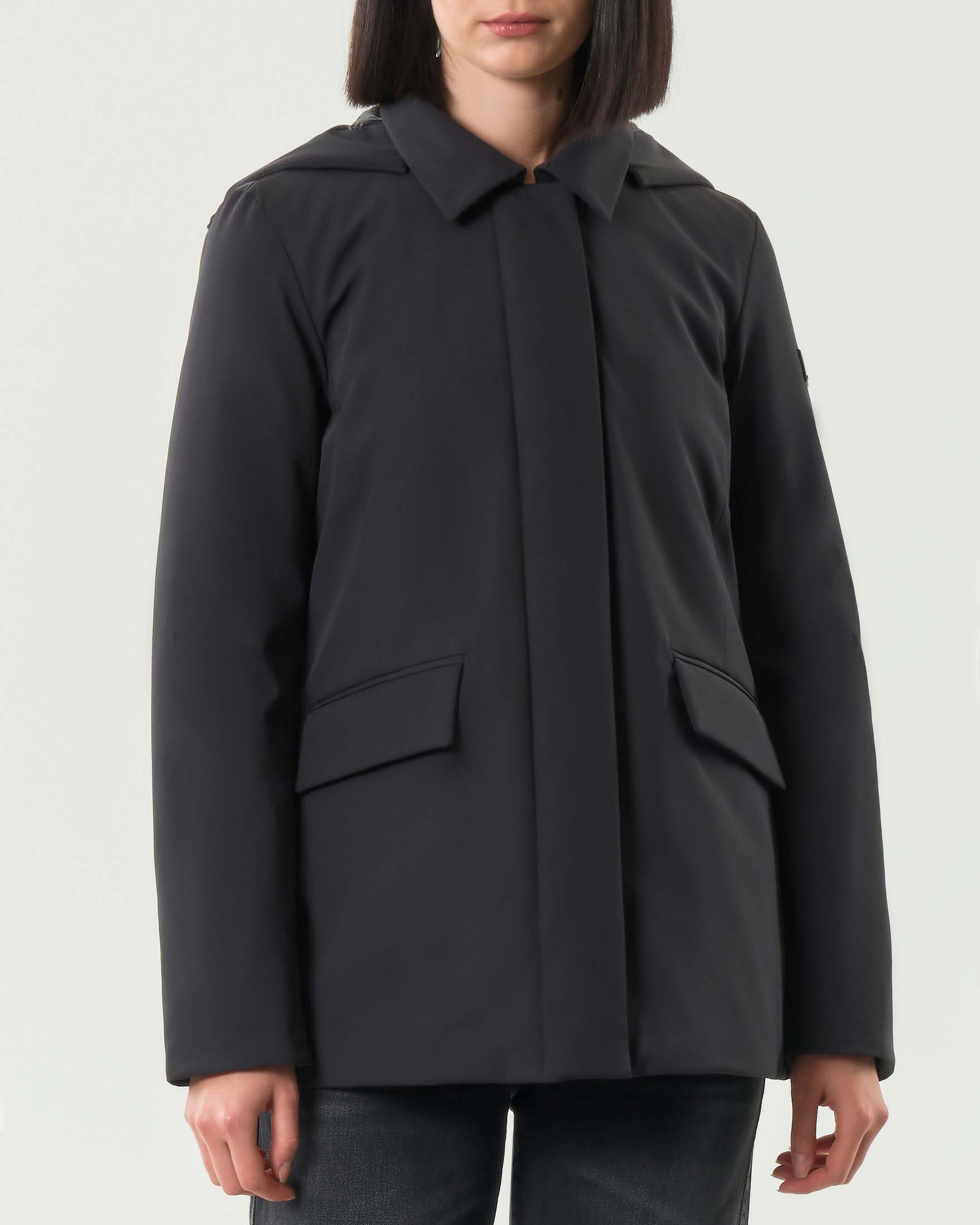 Giaccone Auctour Peuterey nero midi in tessuto tecnico liscio con colletto a camicia e cappuccio removibile image