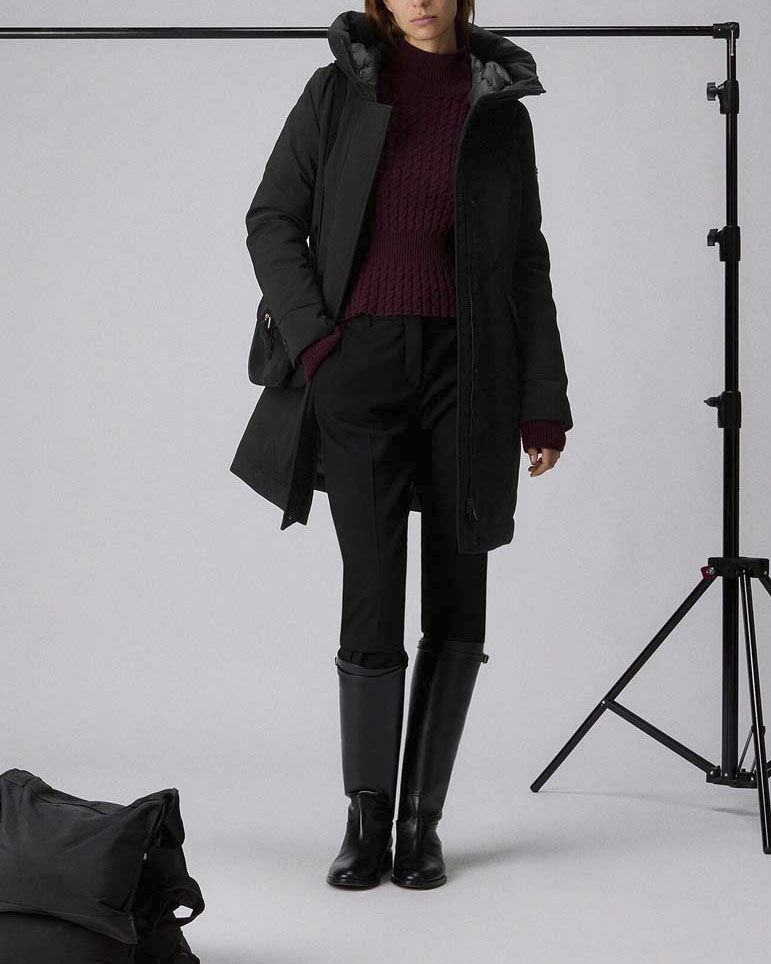 Giaccone Emin Peuterey nero midi in tessuto stretch dal finish opaco con collo in piedi image