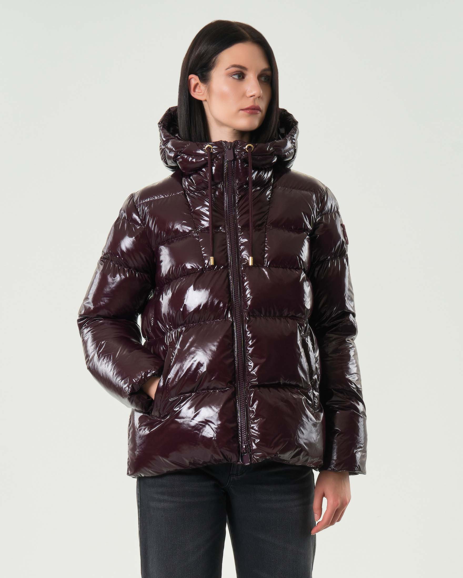 Giubbotto bordeaux imbottito Pinko in nylon lucido con cappuccio regolabile con coullise image